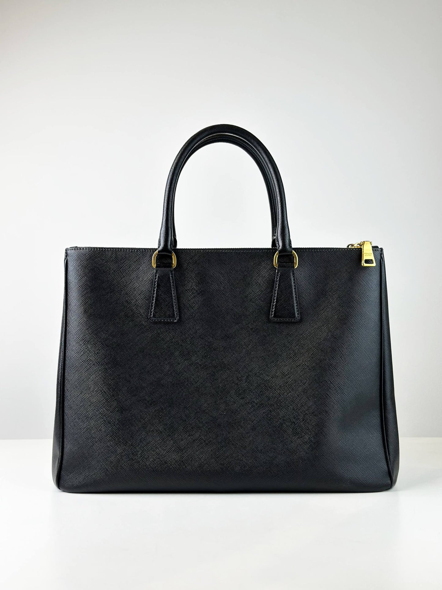 PRADA GALLERIA SAFFIANO LUX BLACK LARGE HANDBAG GHW