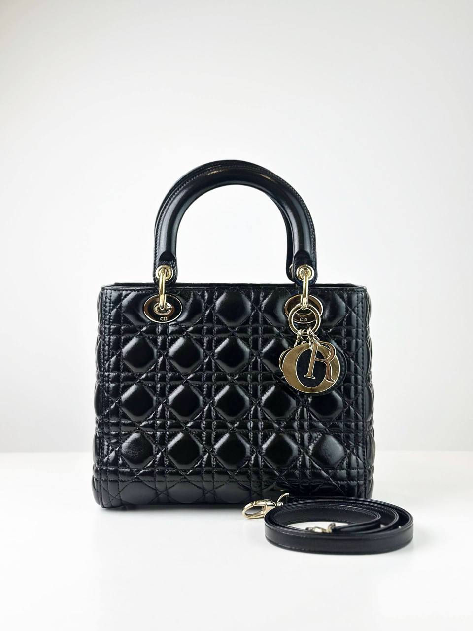 DIOR LADY DIOR BLACK MEDIUM CANNAGE HANDBAG GHW
