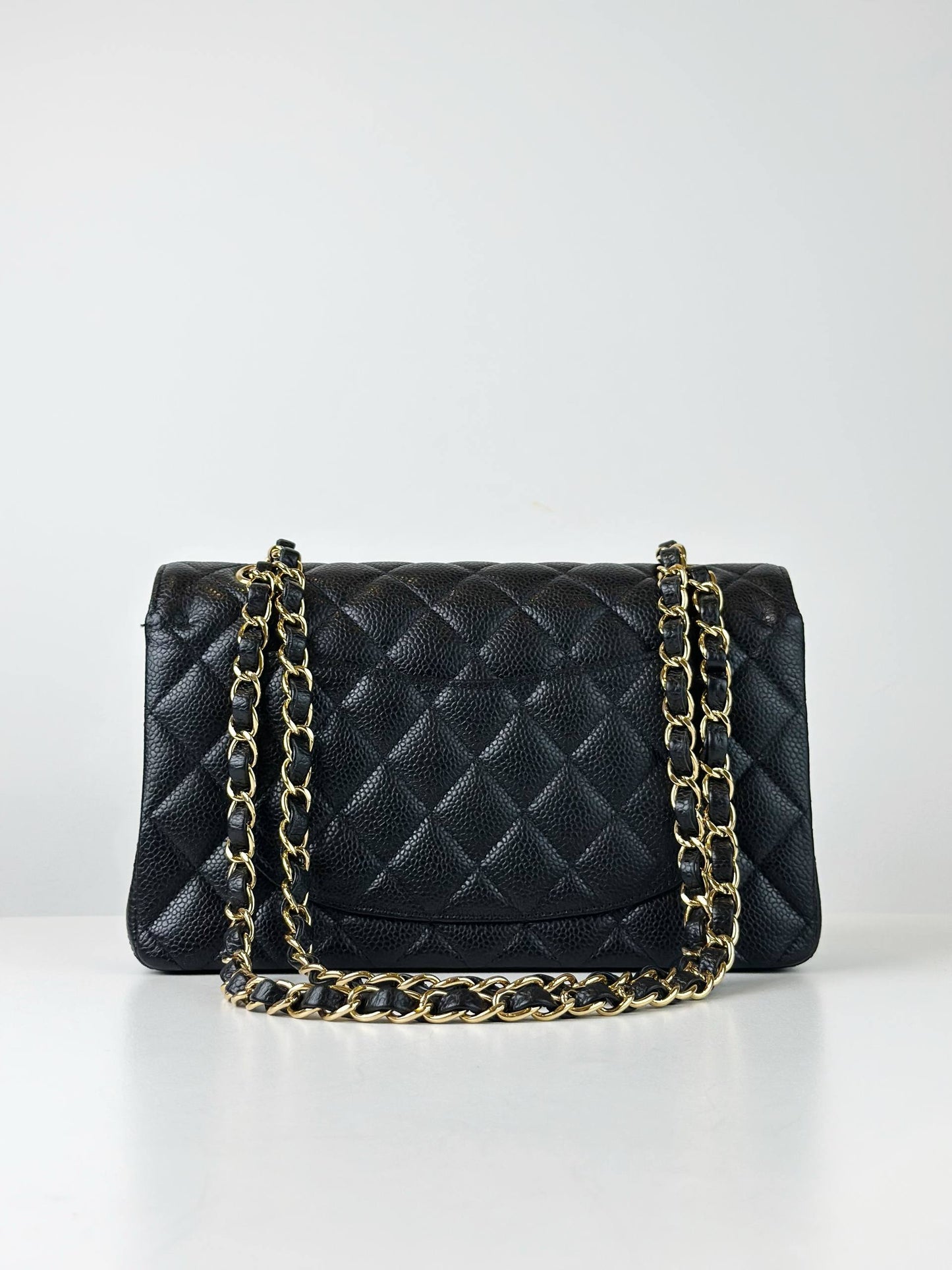 CHANEL CLASSIC FLAP CAVIAR BLACK MEDIUM SHOULDER BAG GHW