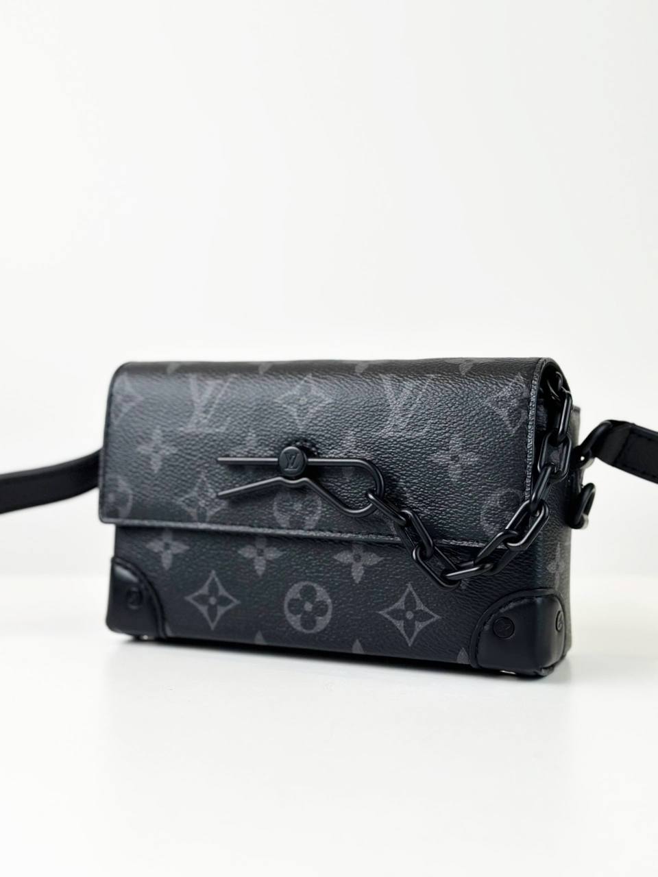 LOUIS VUITTON STEAMER MONOGRAM ECLIPESE WEARABLE WALLET SLING BAG