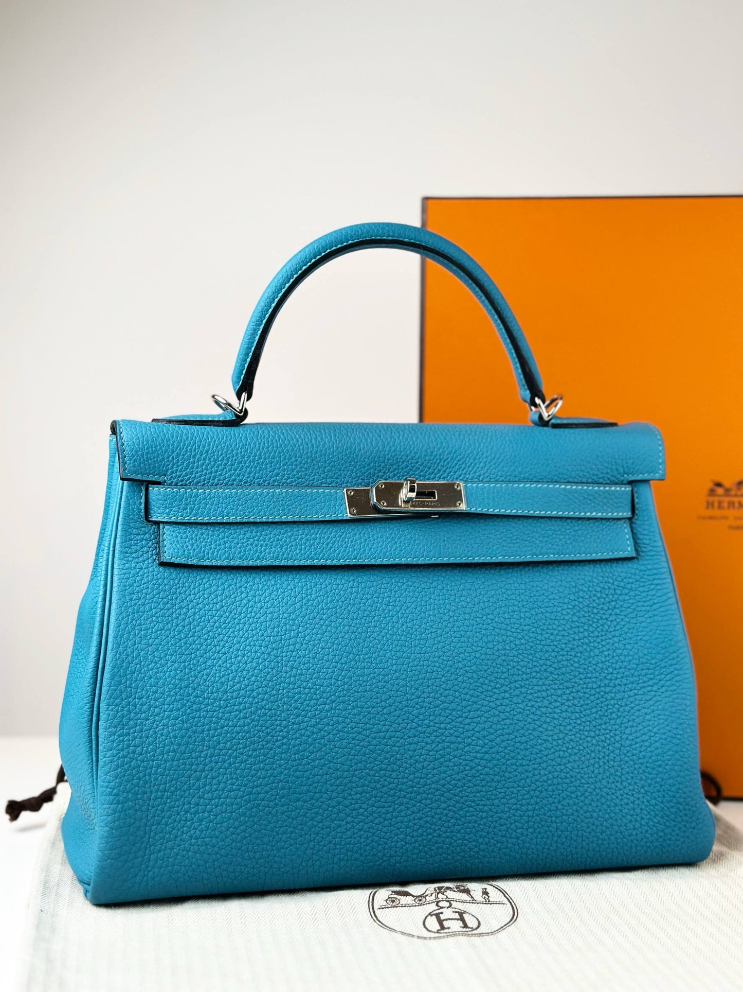 HERMES KELLY 32 BLUE JEAN CLEMENCE LEATHER HANDBAG PHW