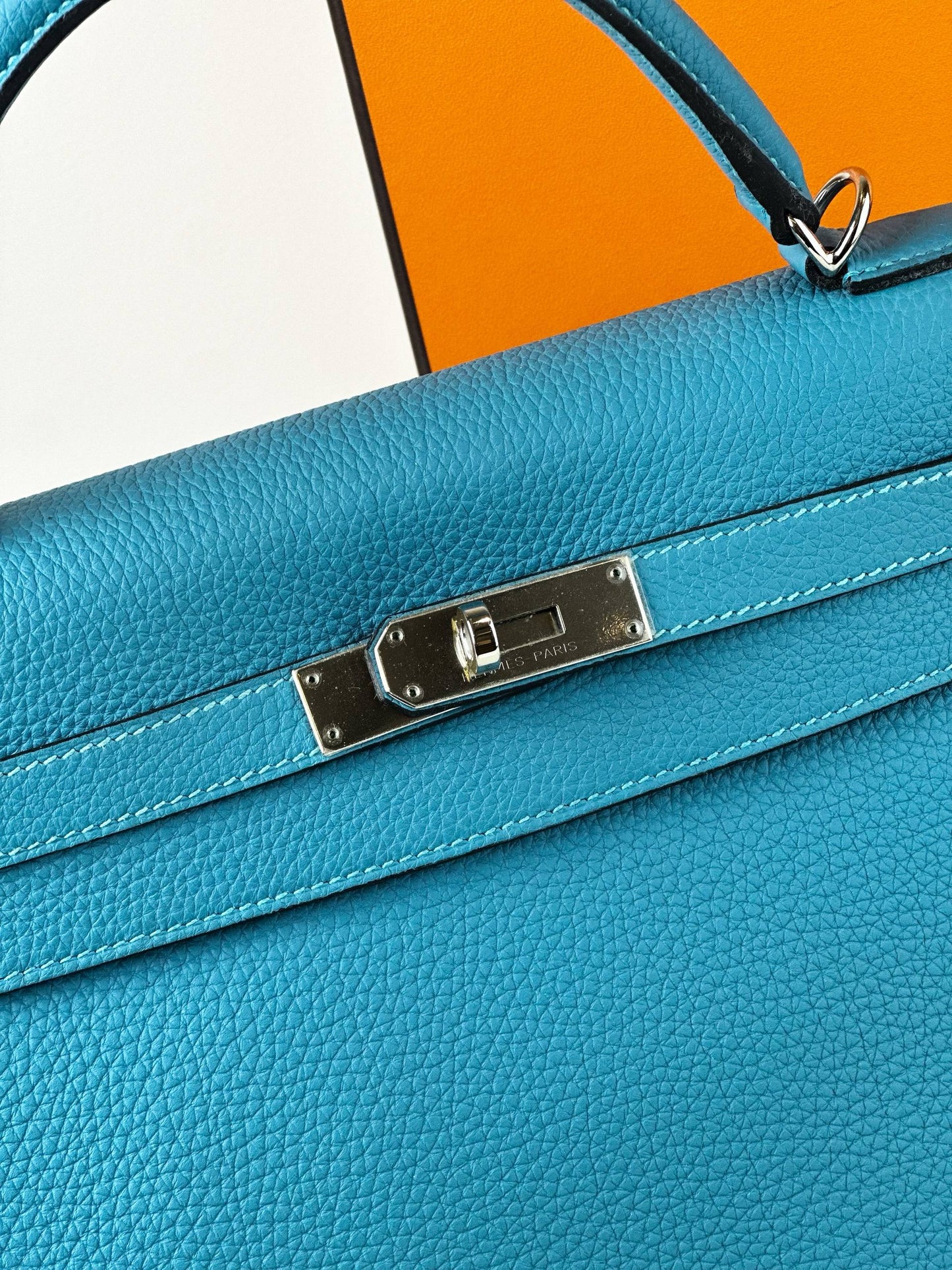 HERMES KELLY 32 BLUE JEAN CLEMENCE LEATHER HANDBAG PHW