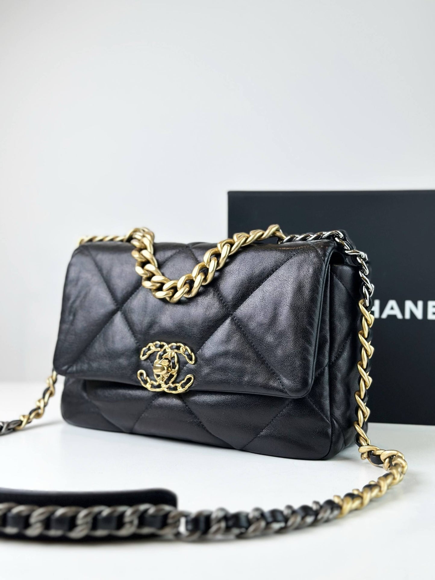 CHANEL QUILTED 19 BLACK MEDIUM FLAP CROSSBODY BAG