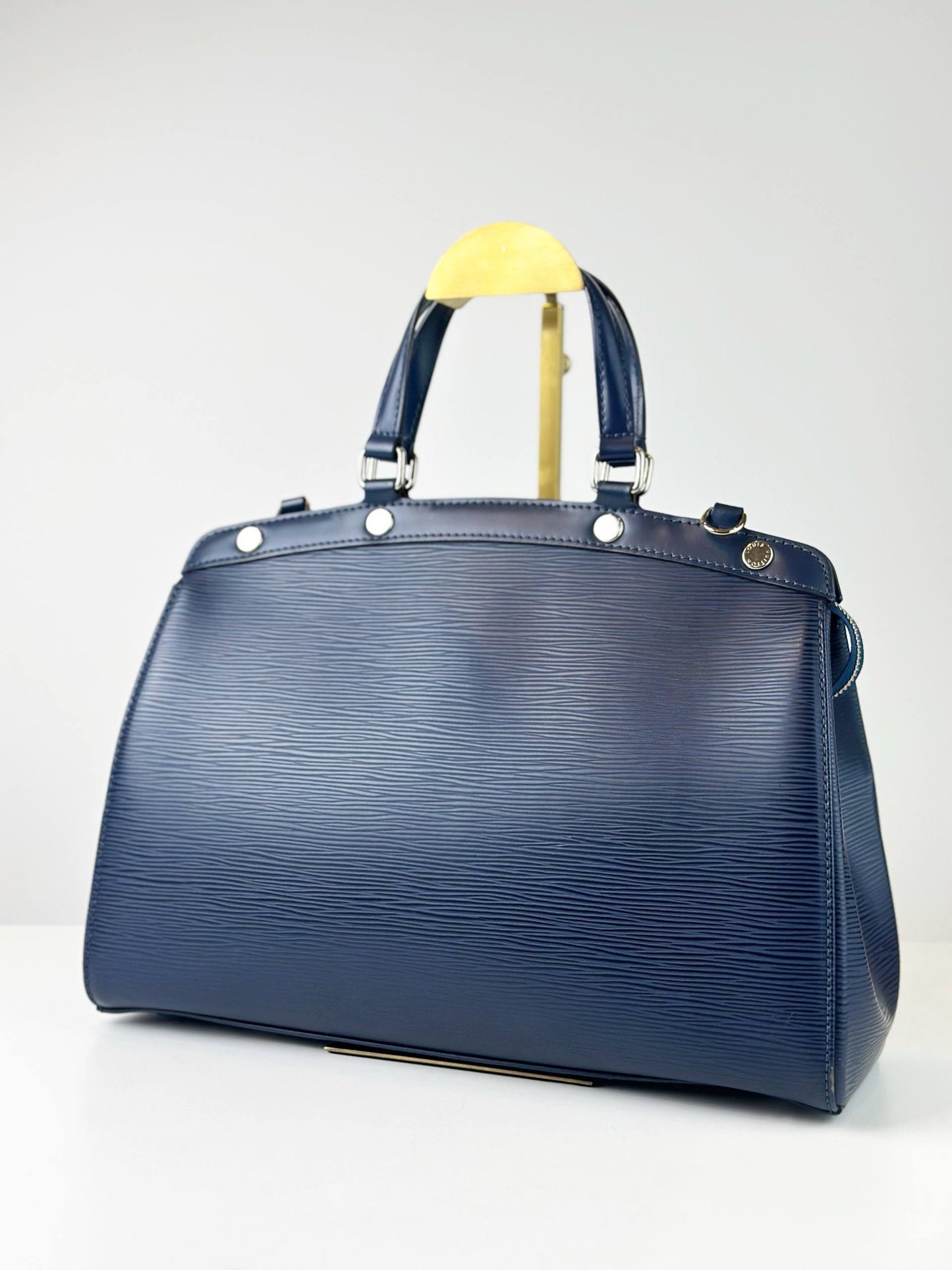 LOUIS VUITTON MM EPI LEATHER BREA BLUE INDIGO HANDBAG