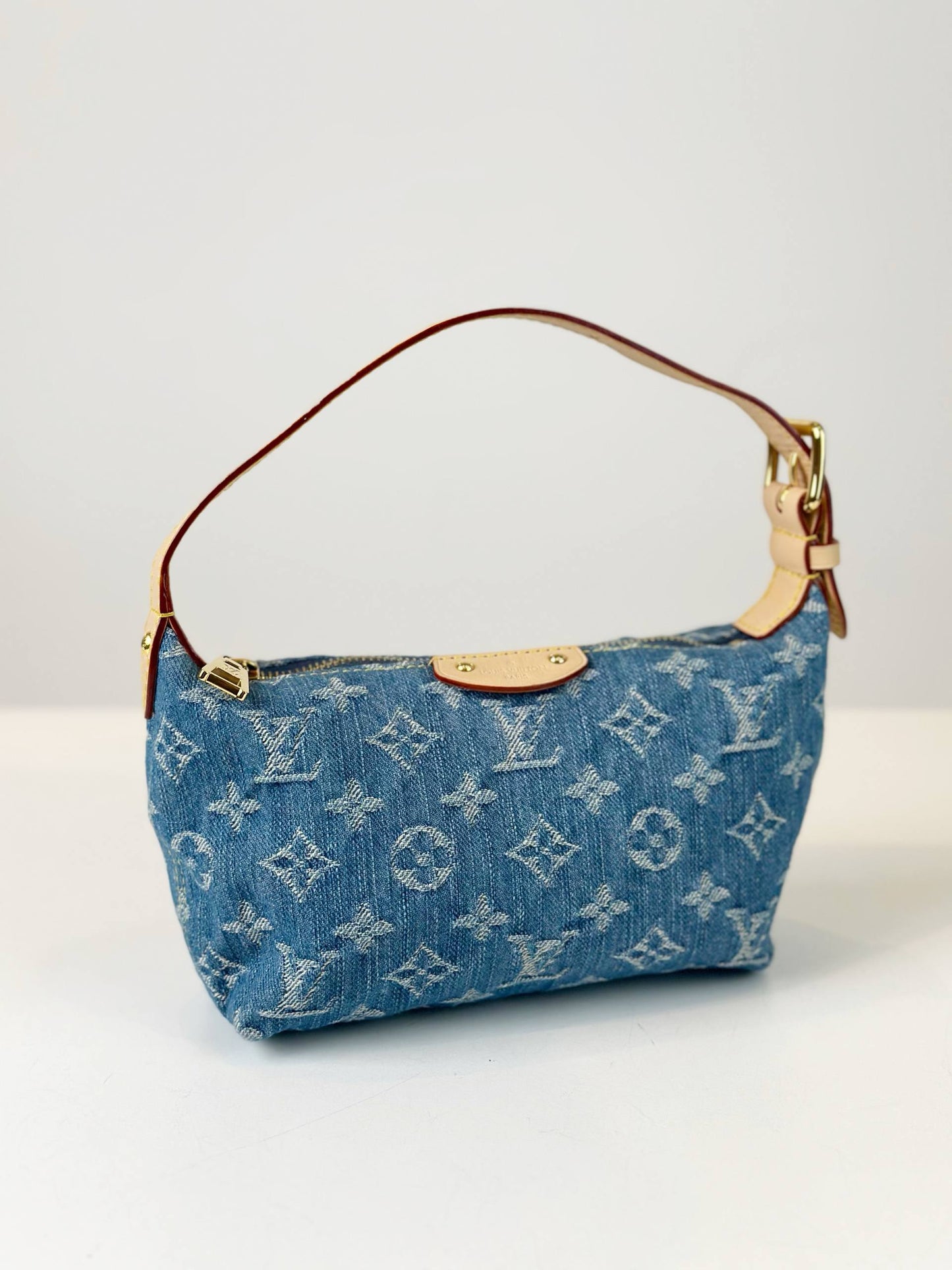 LOUIS VUITTON MONOGRAM REMIX POCHETTE HILLS DENIM SHOULDER BAG