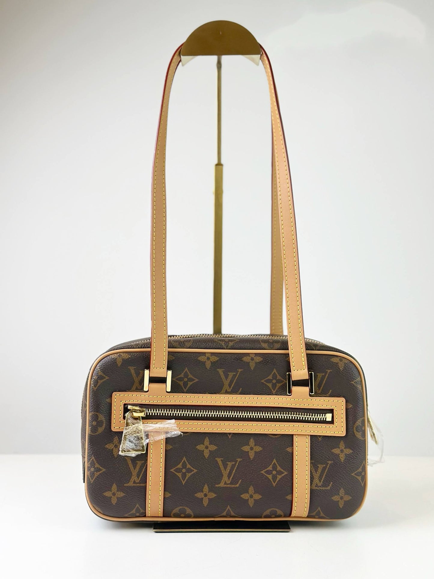 LOUIS VUITTON MONOGRAM CITE MM SHOULDER BAG