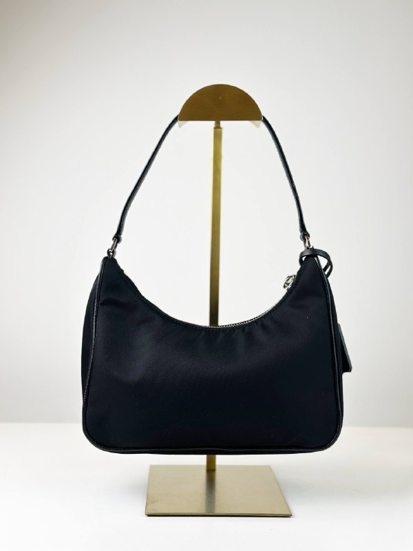PRADA NYLON RE-EDITION 2005 BLACK HOBO SHOULDER BAG