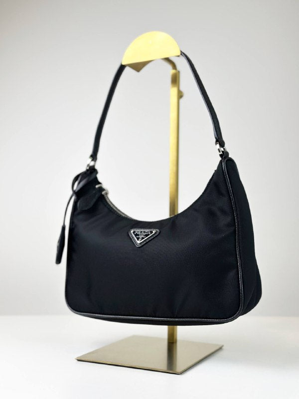 PRADA NYLON RE-EDITION 2005 BLACK HOBO SHOULDER BAG