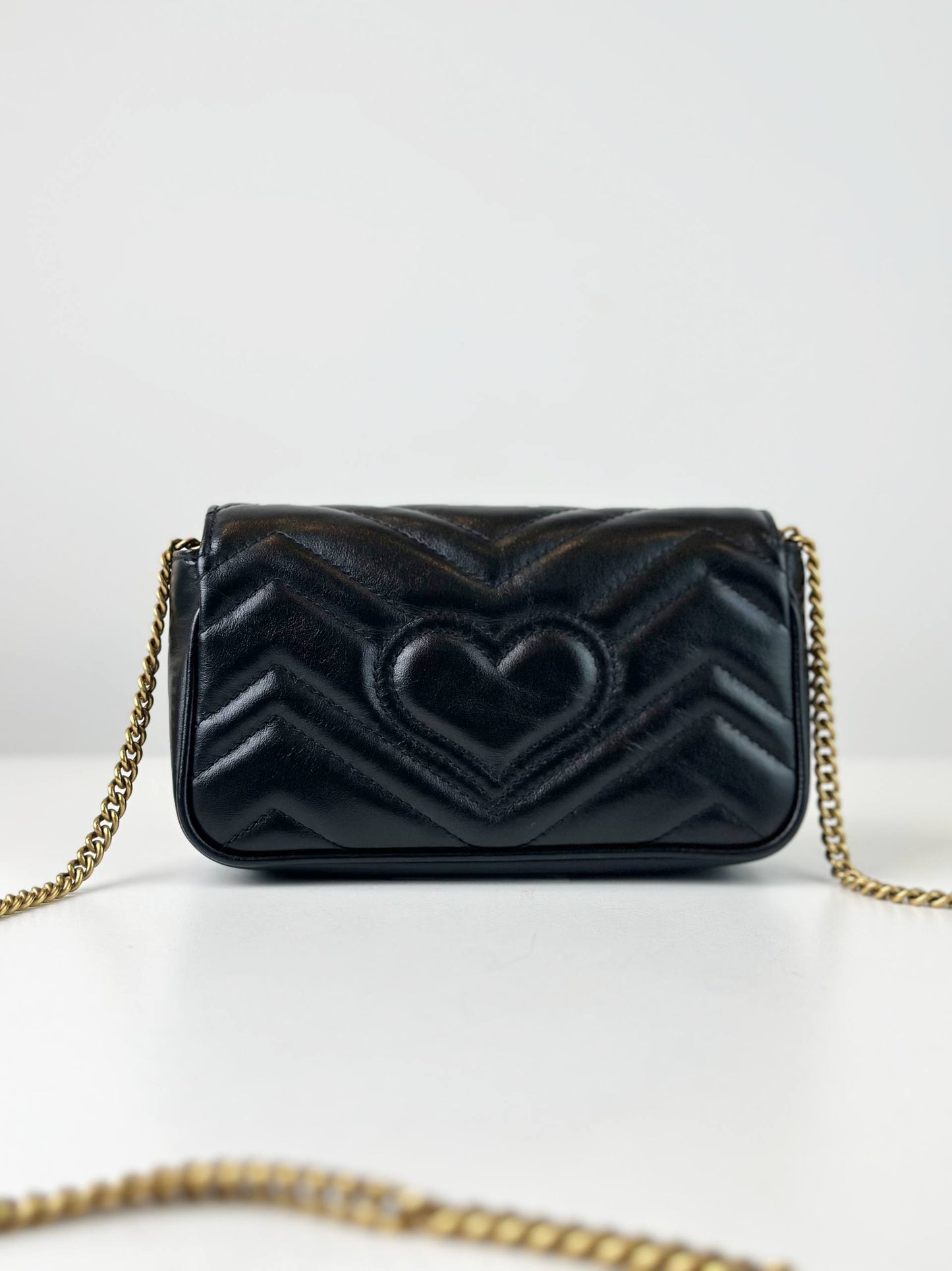 GUCCI GG MARMONT SUPER MINI BLACK CROSSBODY BAG