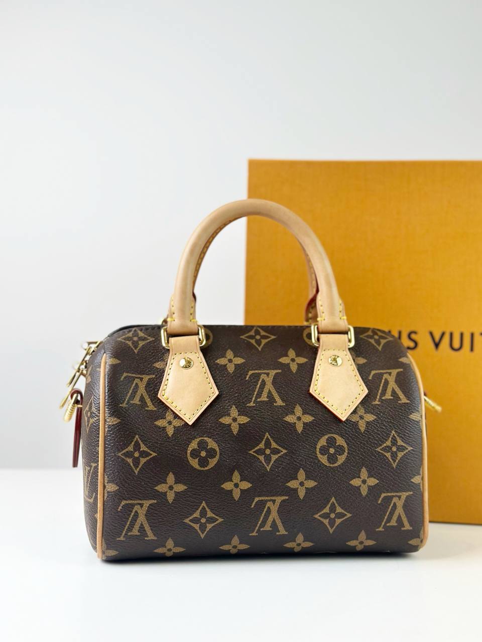 LOUIS VUITTON SPEEDY BANDOULIERE 20 MONOGRAM TOP HANDLE BAG WITH STRAP