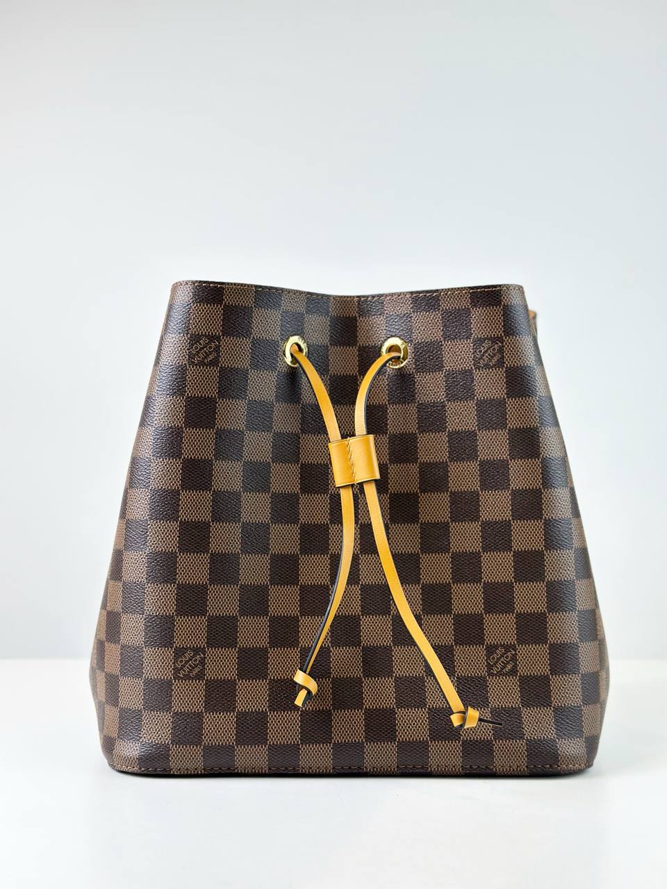 LOUIS VUITTON NEONOE MM DAMIER EBENE YELLOW BUCKET BAG