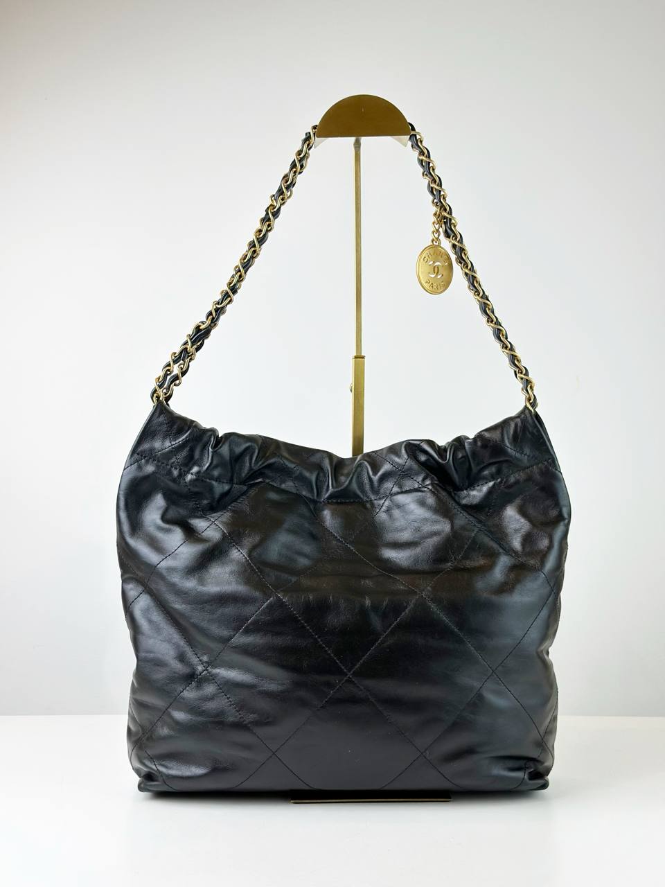 CHANEL 22 SMALL BLACK SHOULDER BAG GHW WITH POUCH