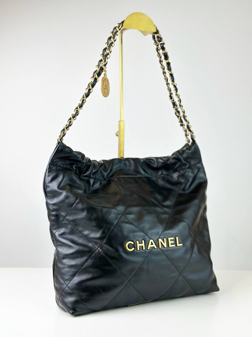 CHANEL 22 SMALL BLACK SHOULDER BAG GHW WITH POUCH