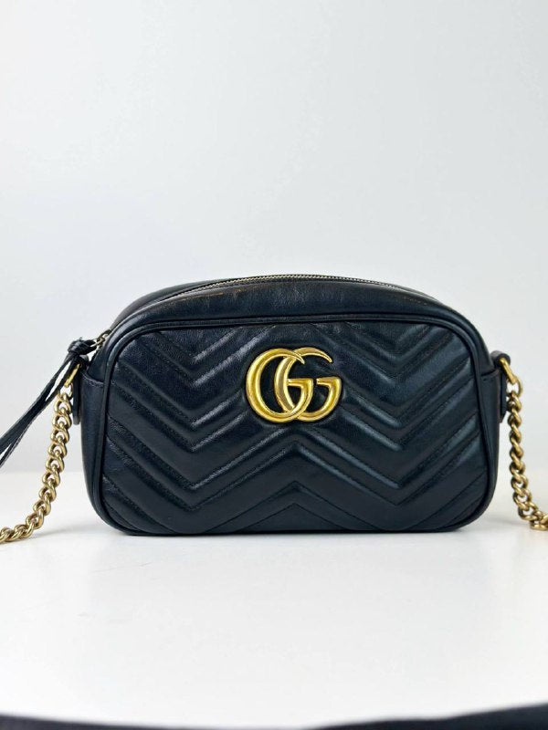 GUCCI GG MARMONT QUILTED SMALL BLACK SHOULDER BAG
