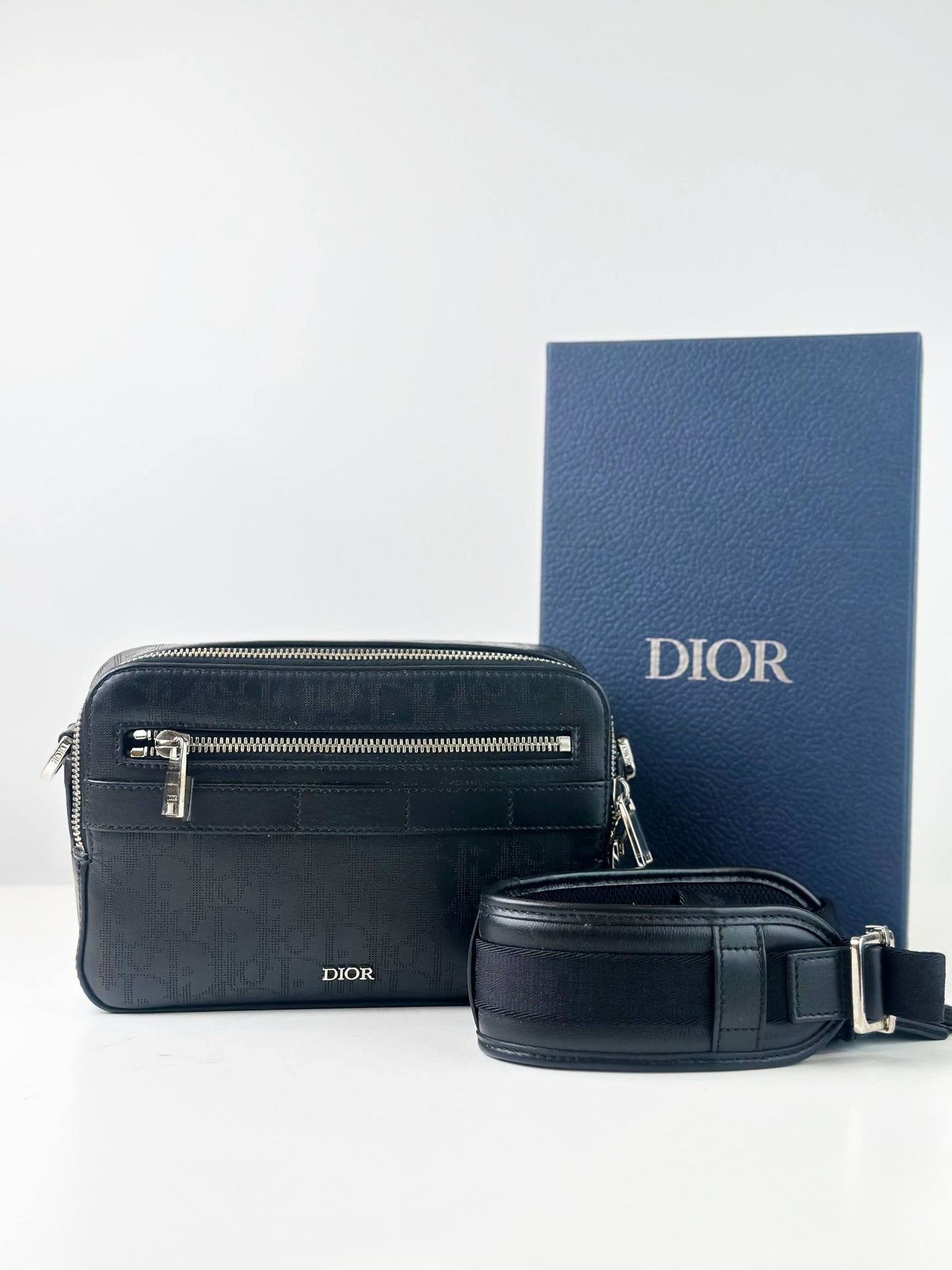 DIOR OBLIQUE BLACK SAFARI CROSSBODY BAG