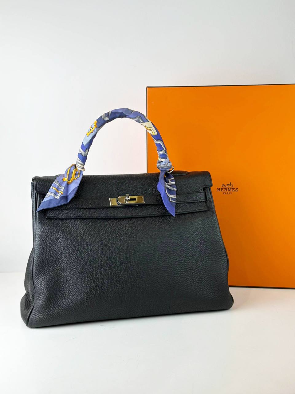 HERMES KELLY 32 NOIR CLEMENCE LEATHER HANDBAG PHW
