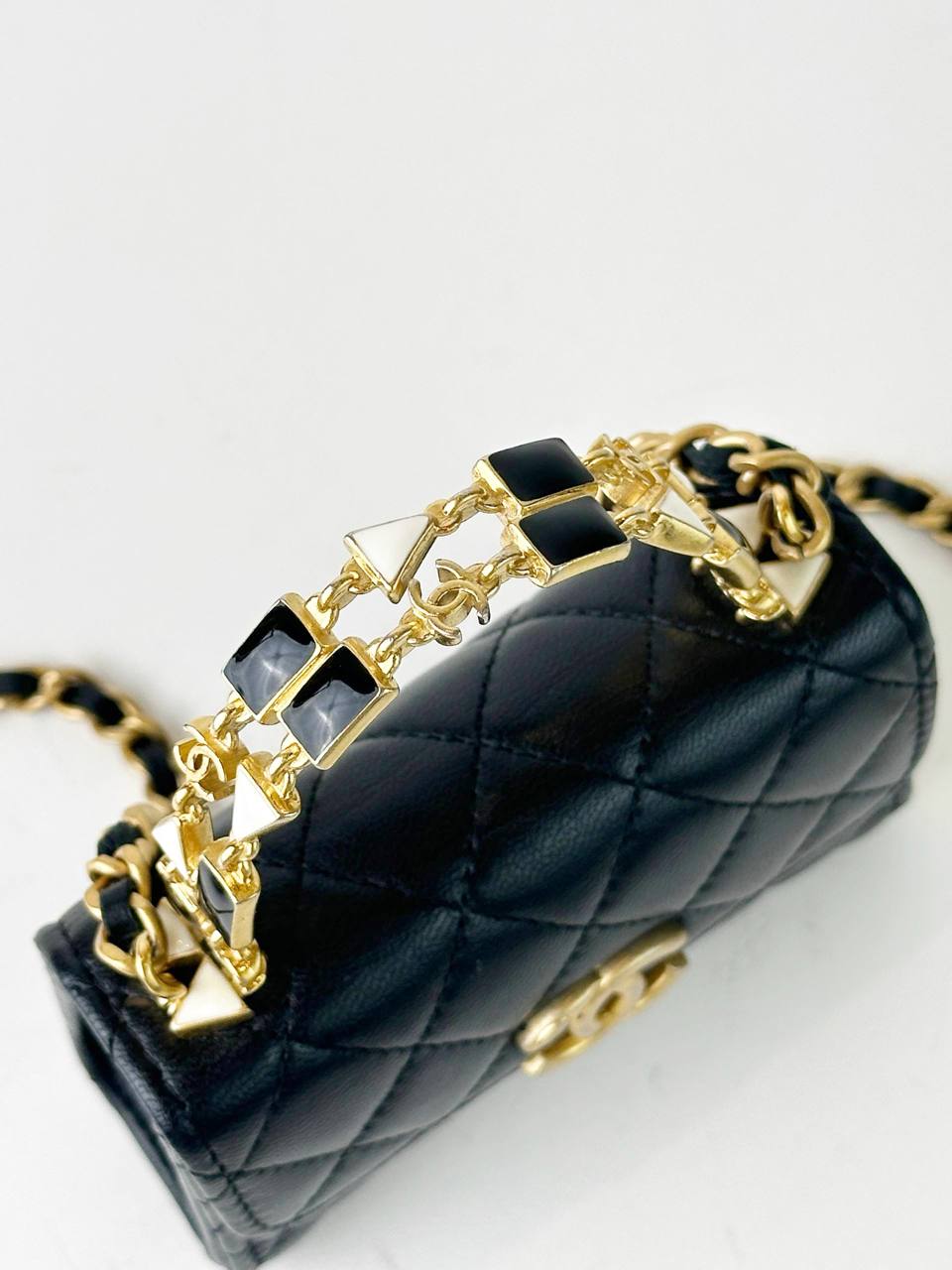 CHANEL 22B BLACK MINI HANDLE CLUTCH CROSSBODY BAG