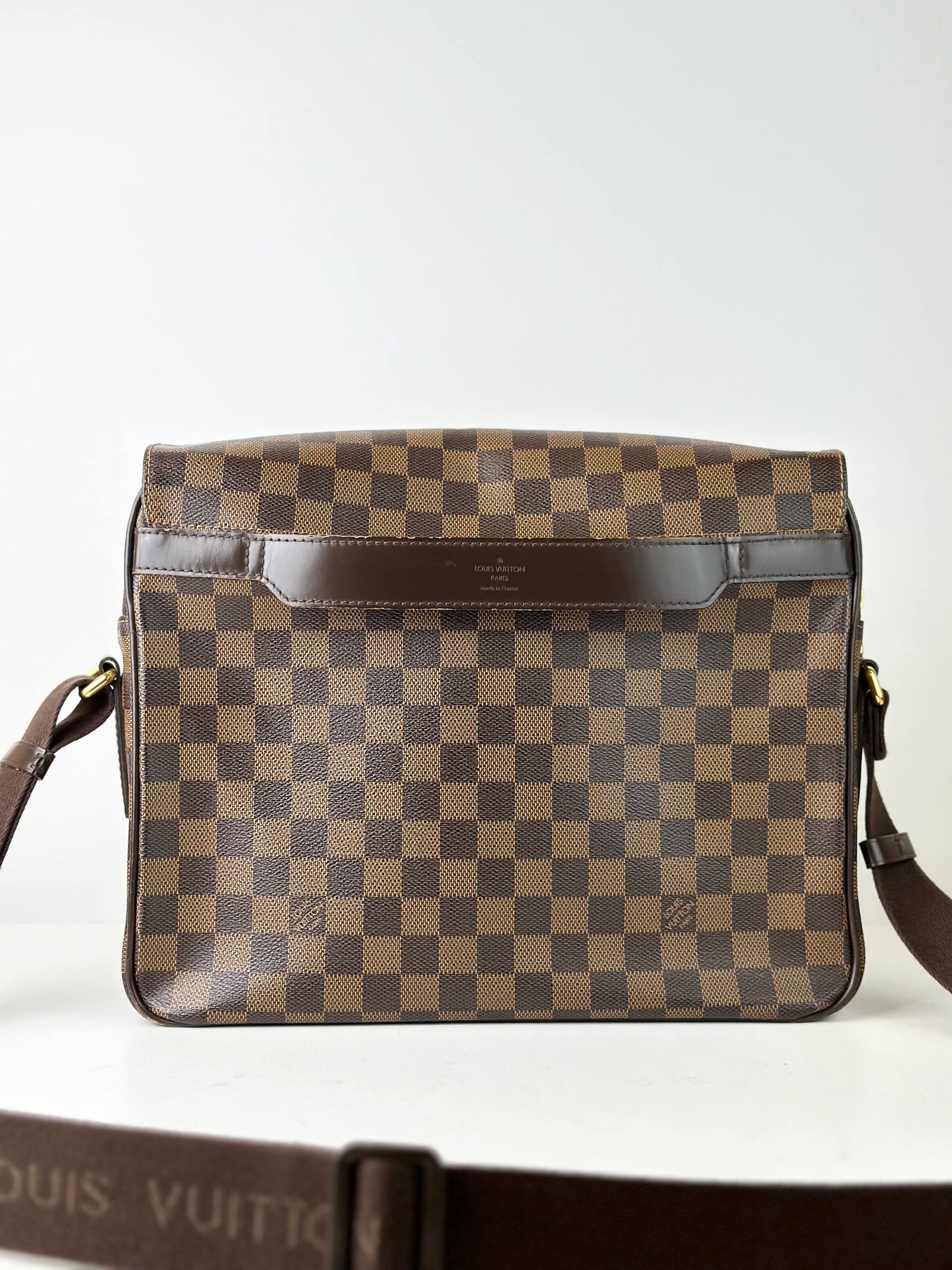 LOUIS VUITTON SHELTON DAMIER EBENE MM MESSENGER BAG