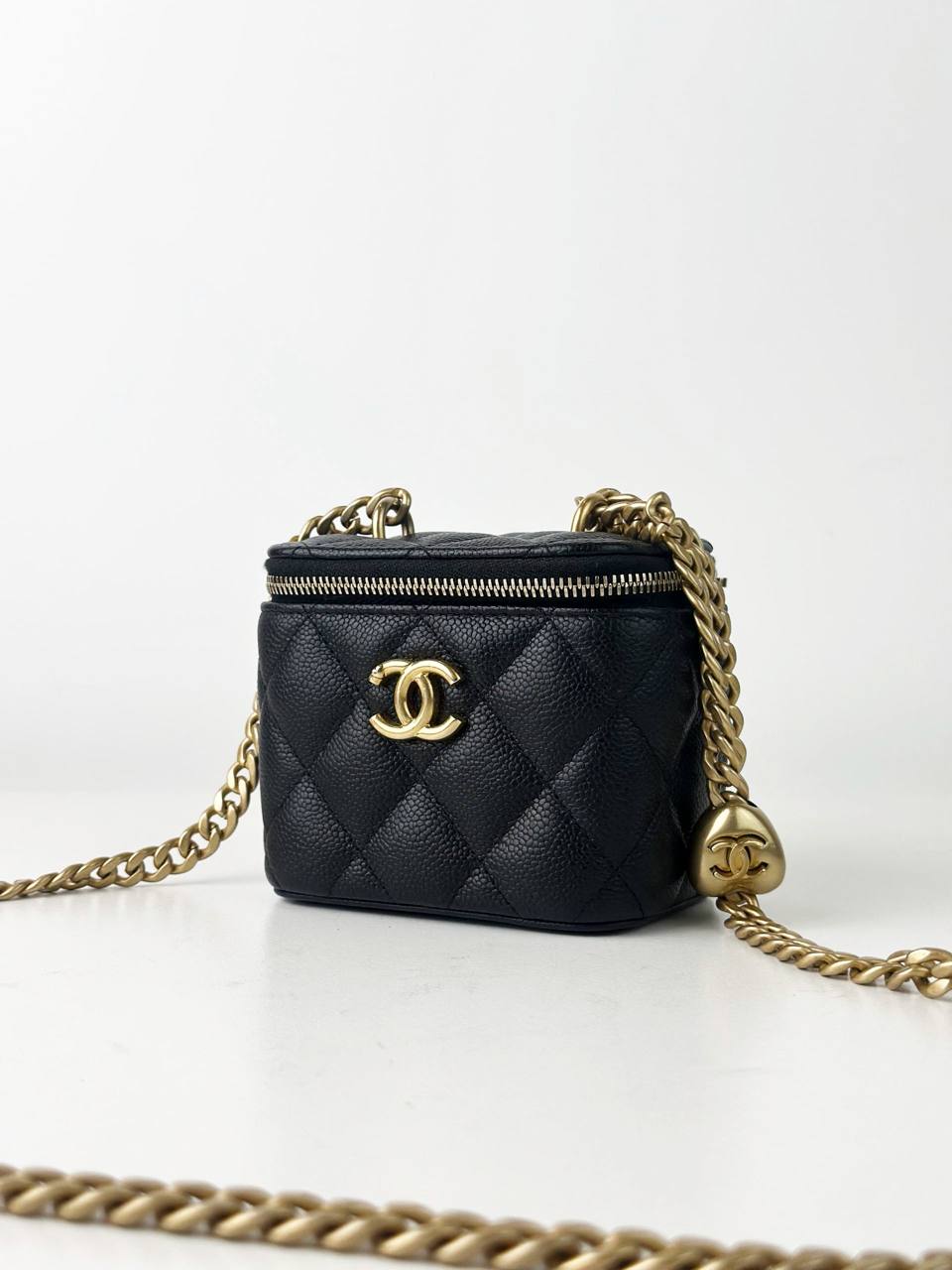 CHANEL MINI BLACK CAVIAR VANITY CASE CROSSBODY BAG GHW