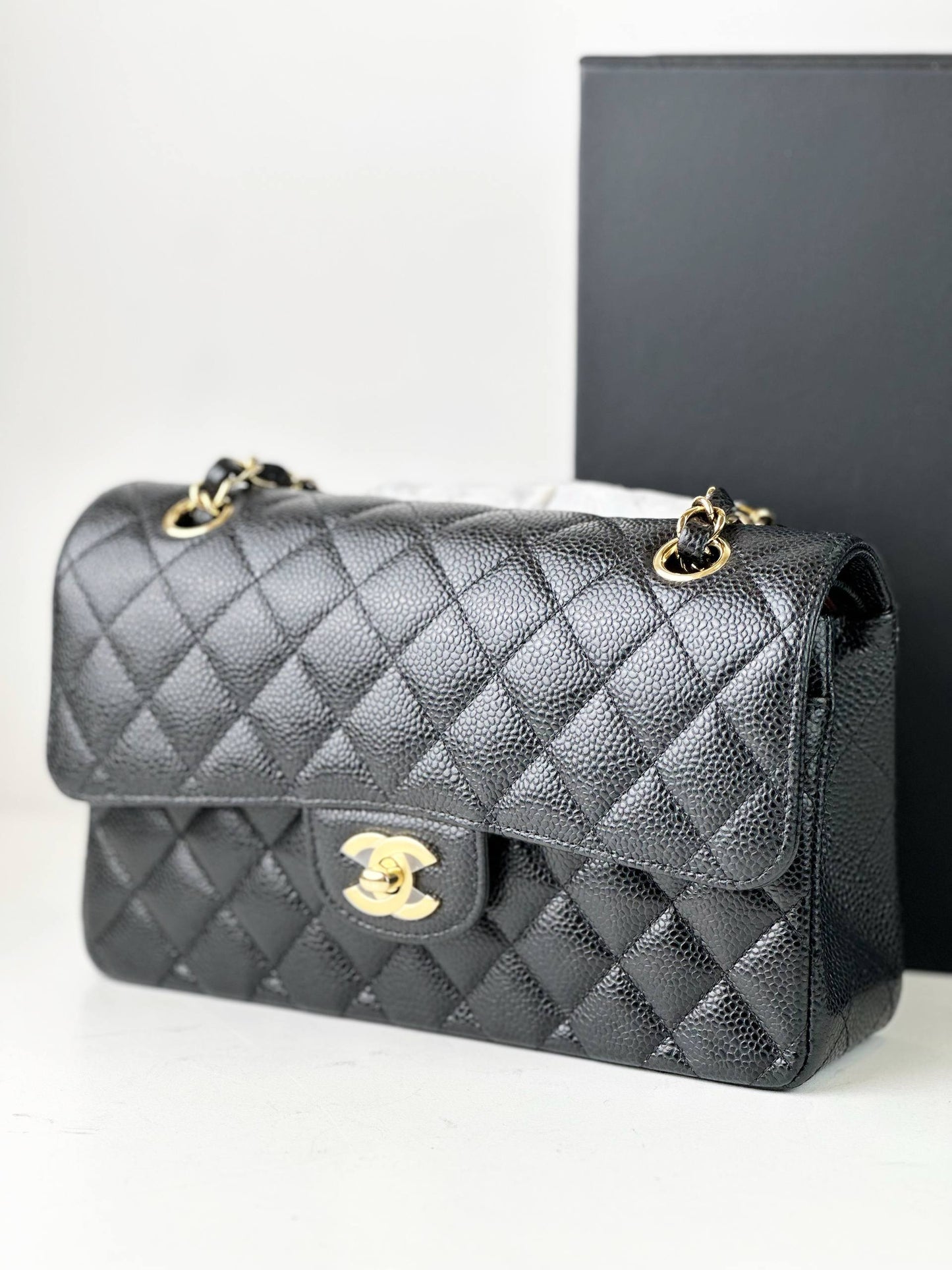 CHANEL CLASSIC FLAP CAVIAR BLACK SMALL SHOULDER BAG GHW