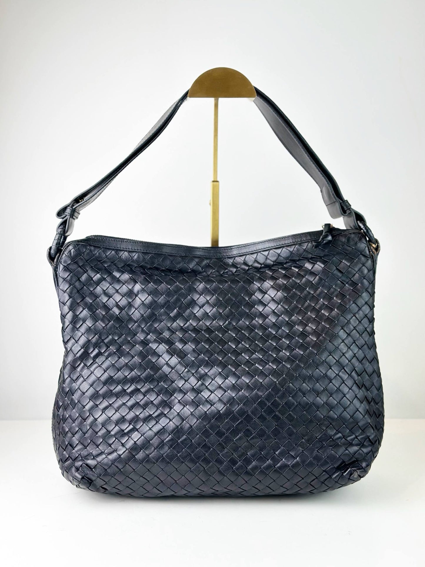BOTTEGA VENETA INTRECCIATO HOBO SHOULDER BAG