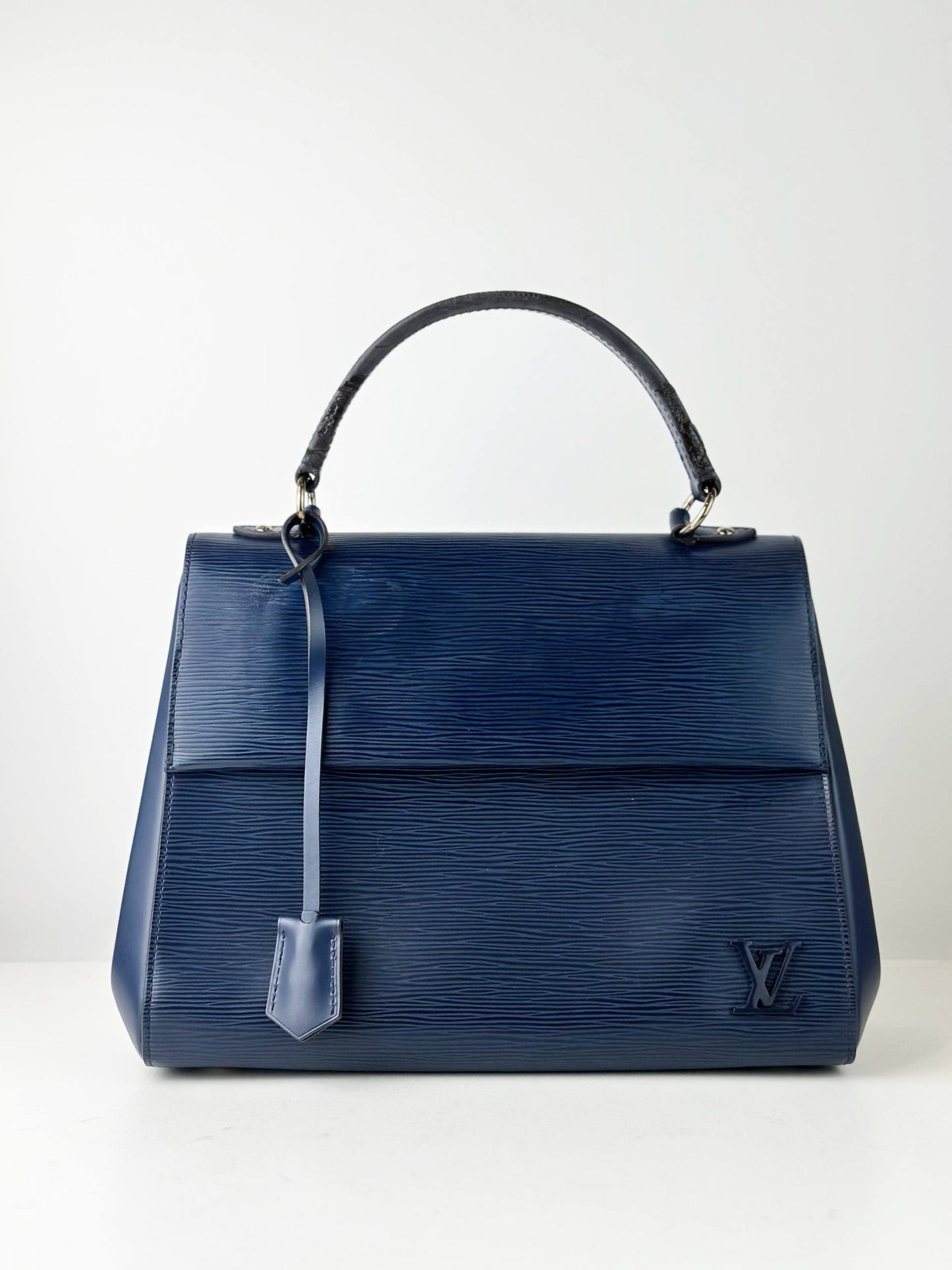 LOUIS VUITTON CLUNY MM BLUE EPI LEATHER HANDBAG WITH STRAP