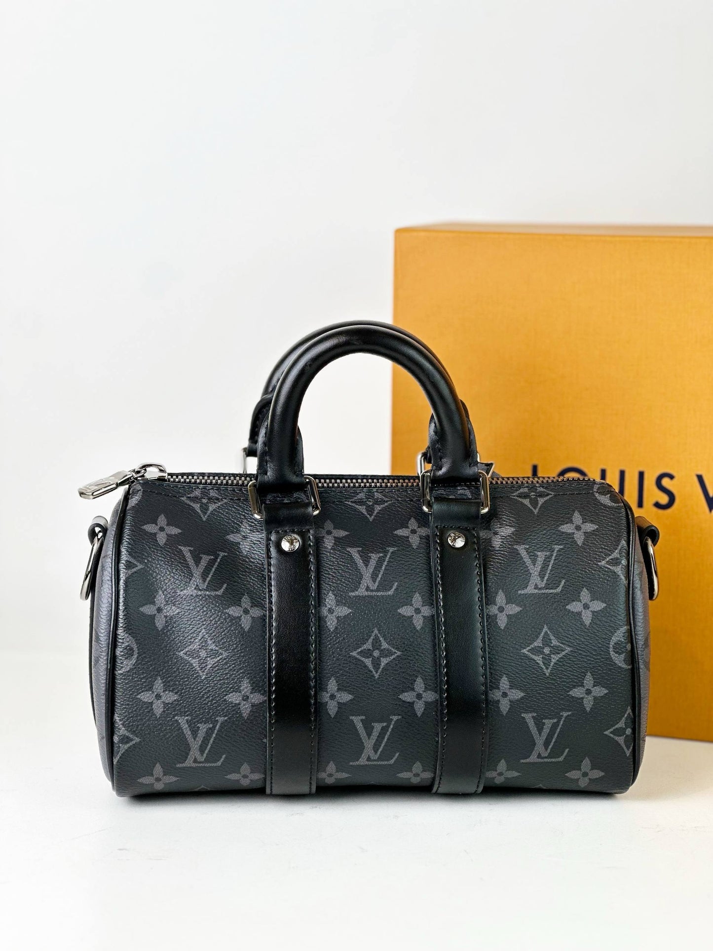 LOUIS VUITTON KEEPALL 25 BANDOULIERE MONOGRAM ECLIPSE CROSSBODY BAG