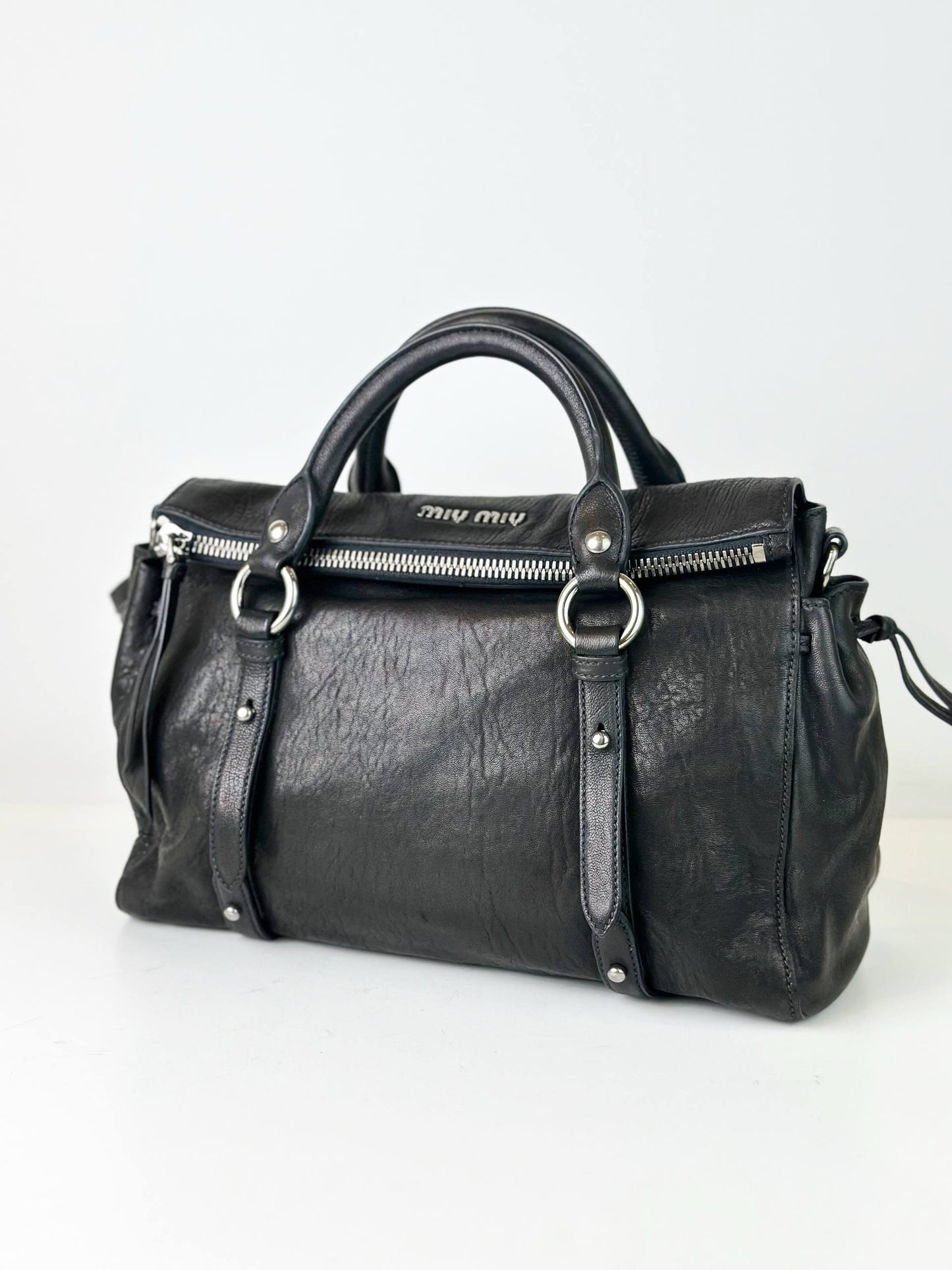 MIU MIU VITELLO LUX BOW MEDIUM BLACK HANDBAG WITH STRAP