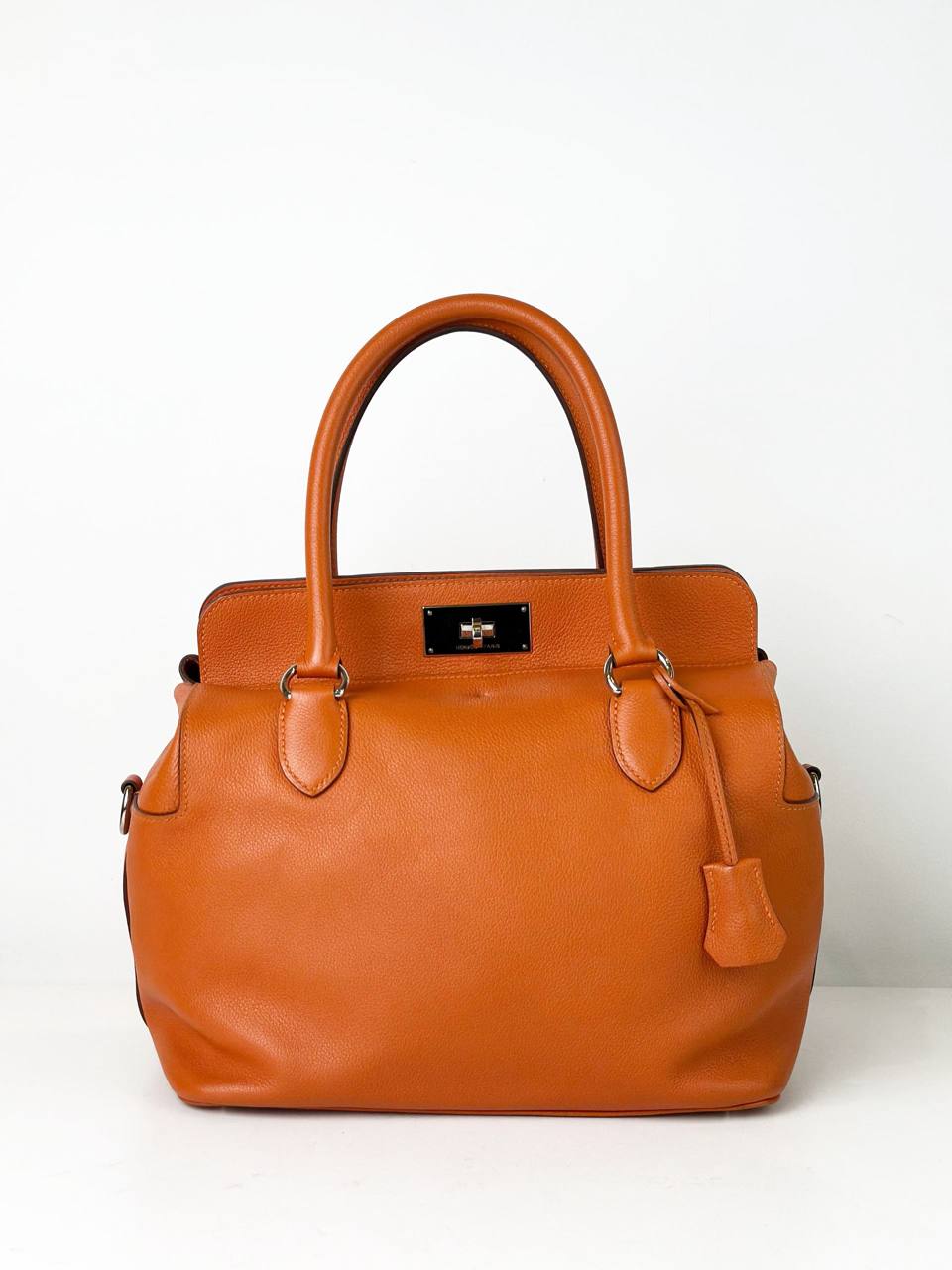 HERMES TOOLBOX 26 ORANGE HANDBAG WITH STRAP