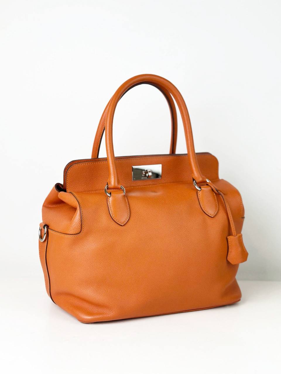 HERMES TOOLBOX 26 ORANGE HANDBAG WITH STRAP
