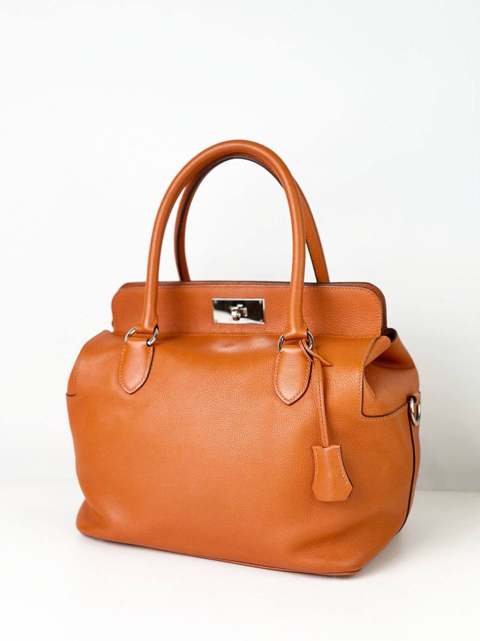 HERMES TOOLBOX 26 ORANGE HANDBAG WITH STRAP