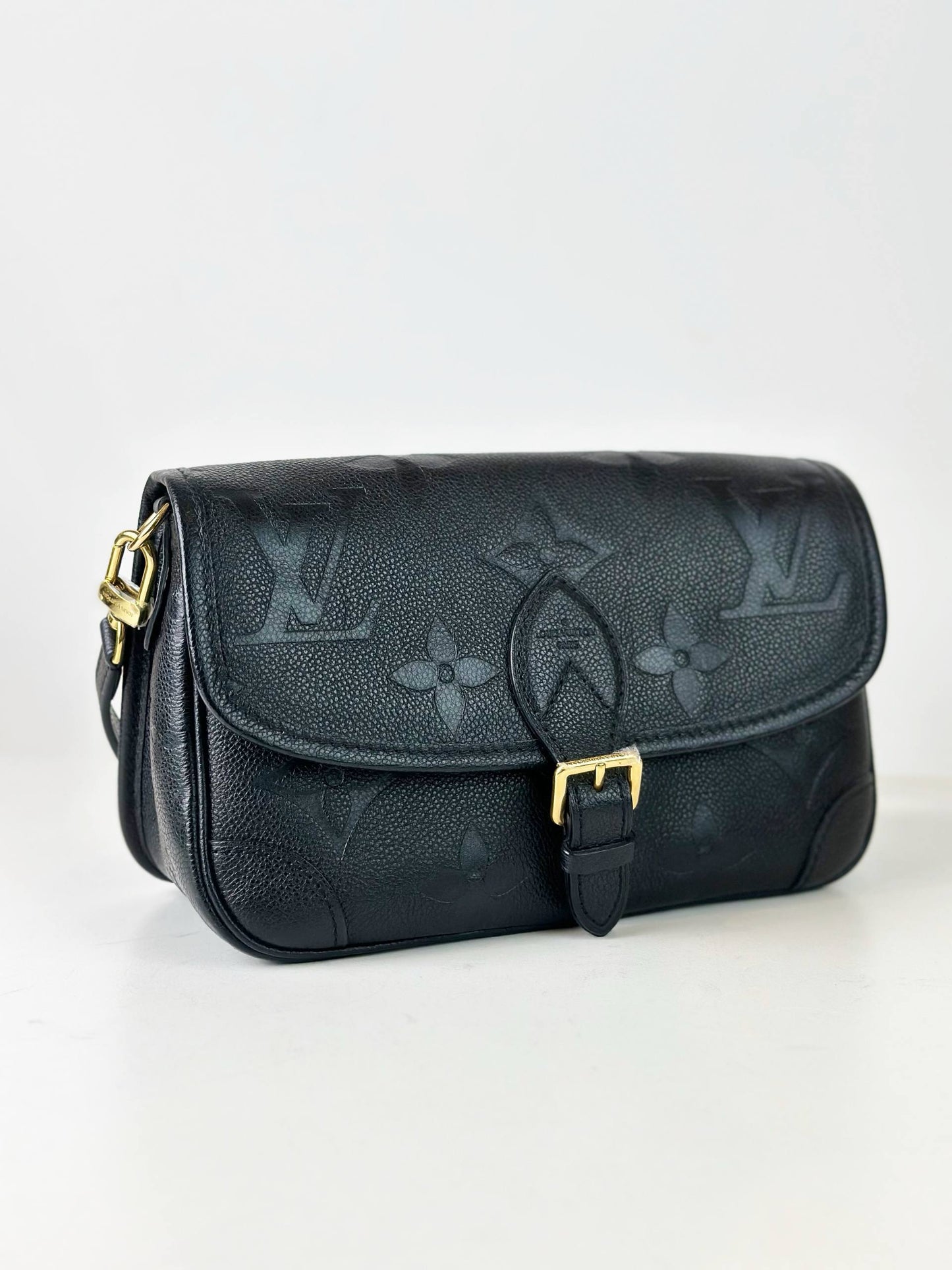 LOUIS VUITTON MONOGRAM EMPREINTE BLACK DIANE PM SHOULDER BAG