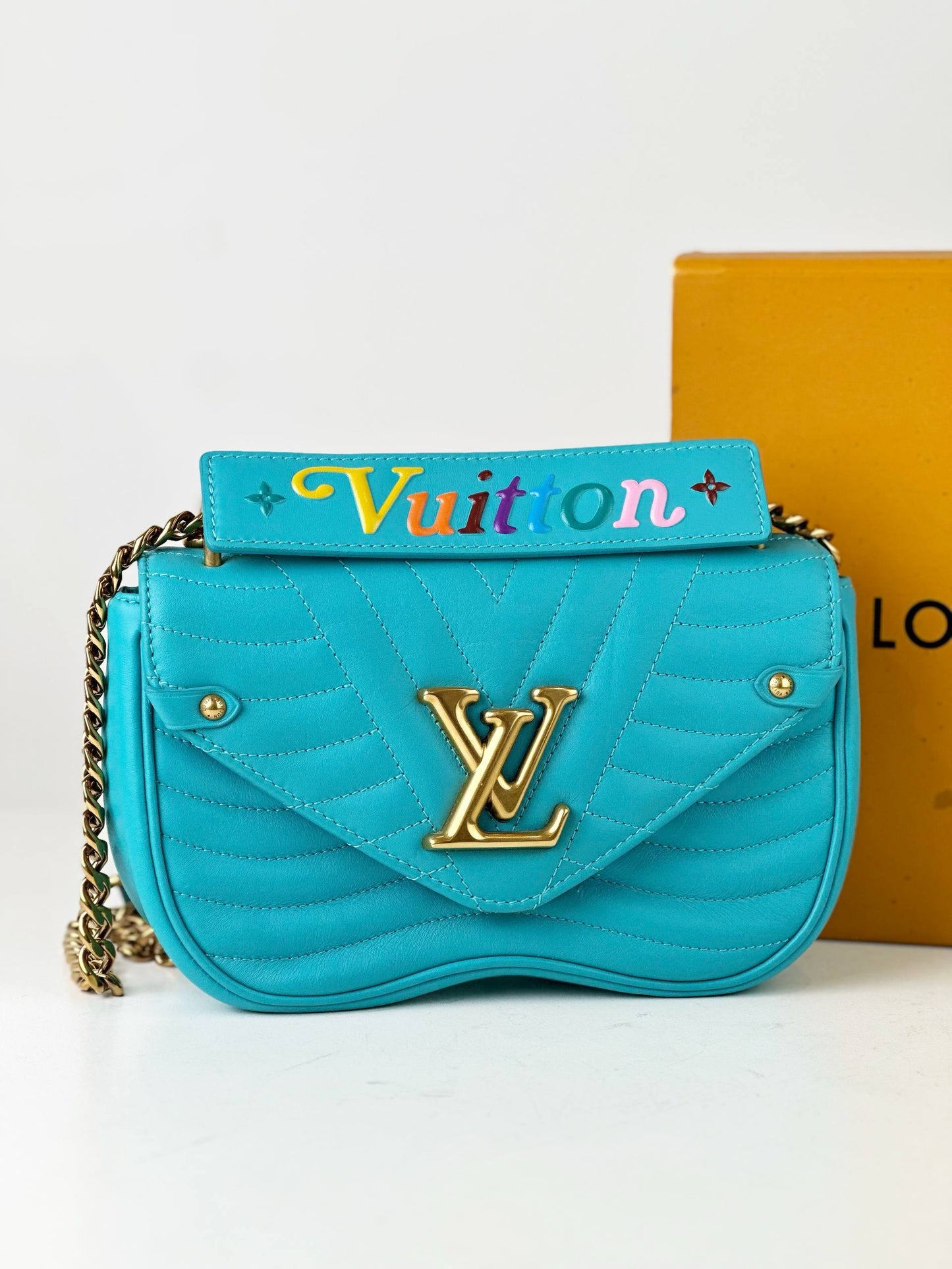 LOUIS VUITTON NEW WAVE CHAIN BLUE CROSSBODY BAG