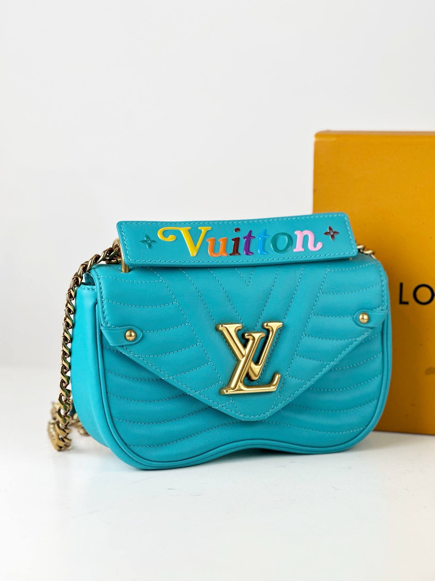LOUIS VUITTON NEW WAVE CHAIN BLUE CROSSBODY BAG