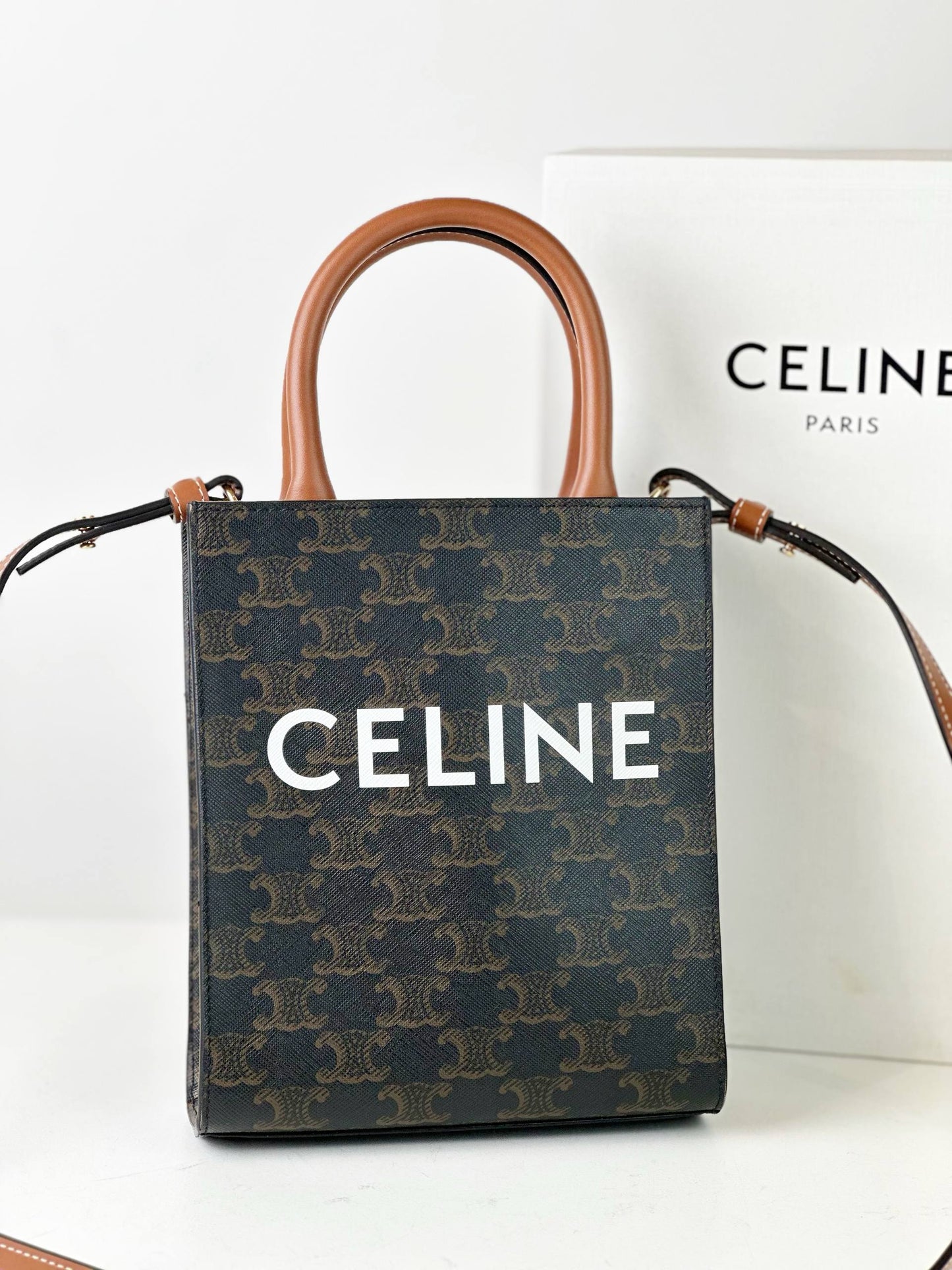 CELINE MINI CABAS VERTICAL BAG