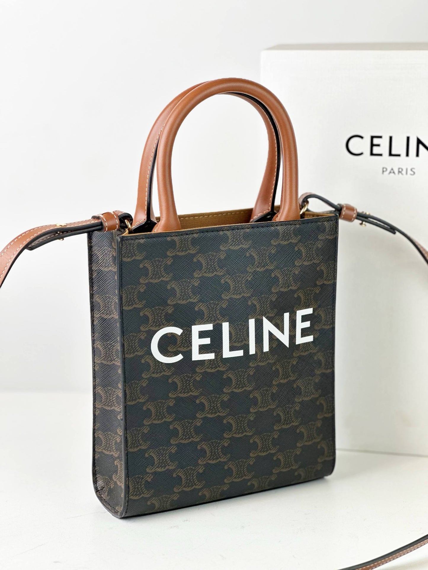 CELINE MINI CABAS VERTICAL BAG