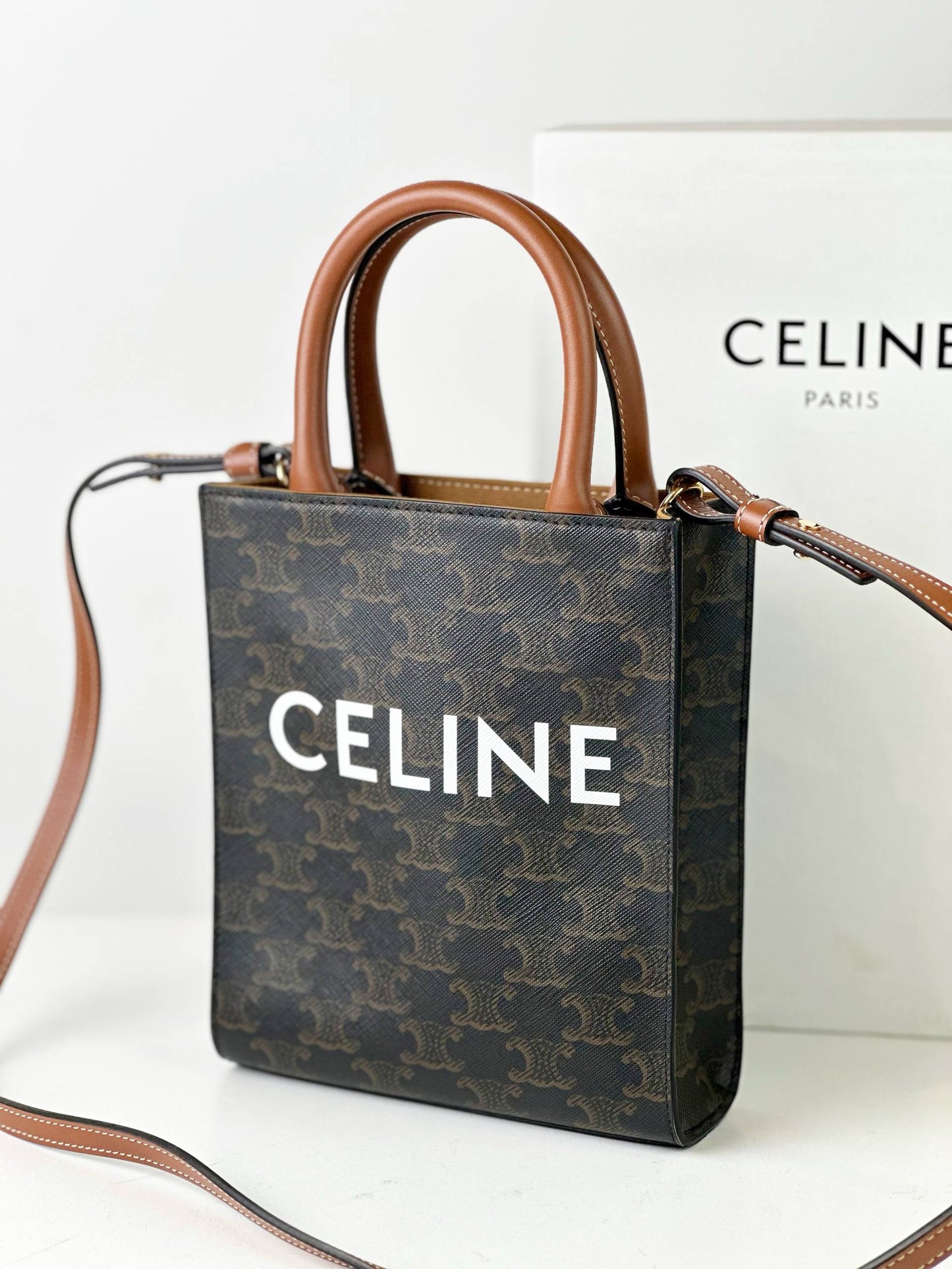 CELINE MINI CABAS VERTICAL BAG