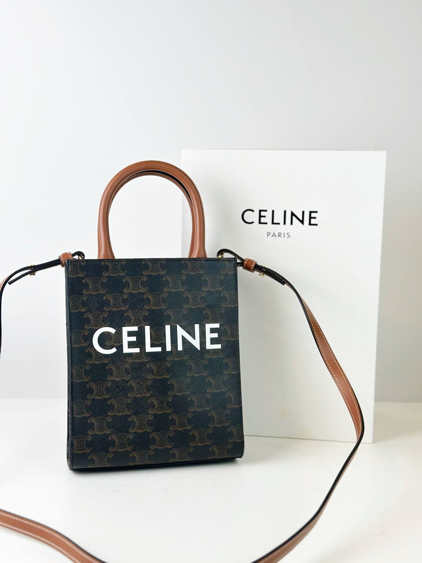CELINE MINI CABAS VERTICAL BAG