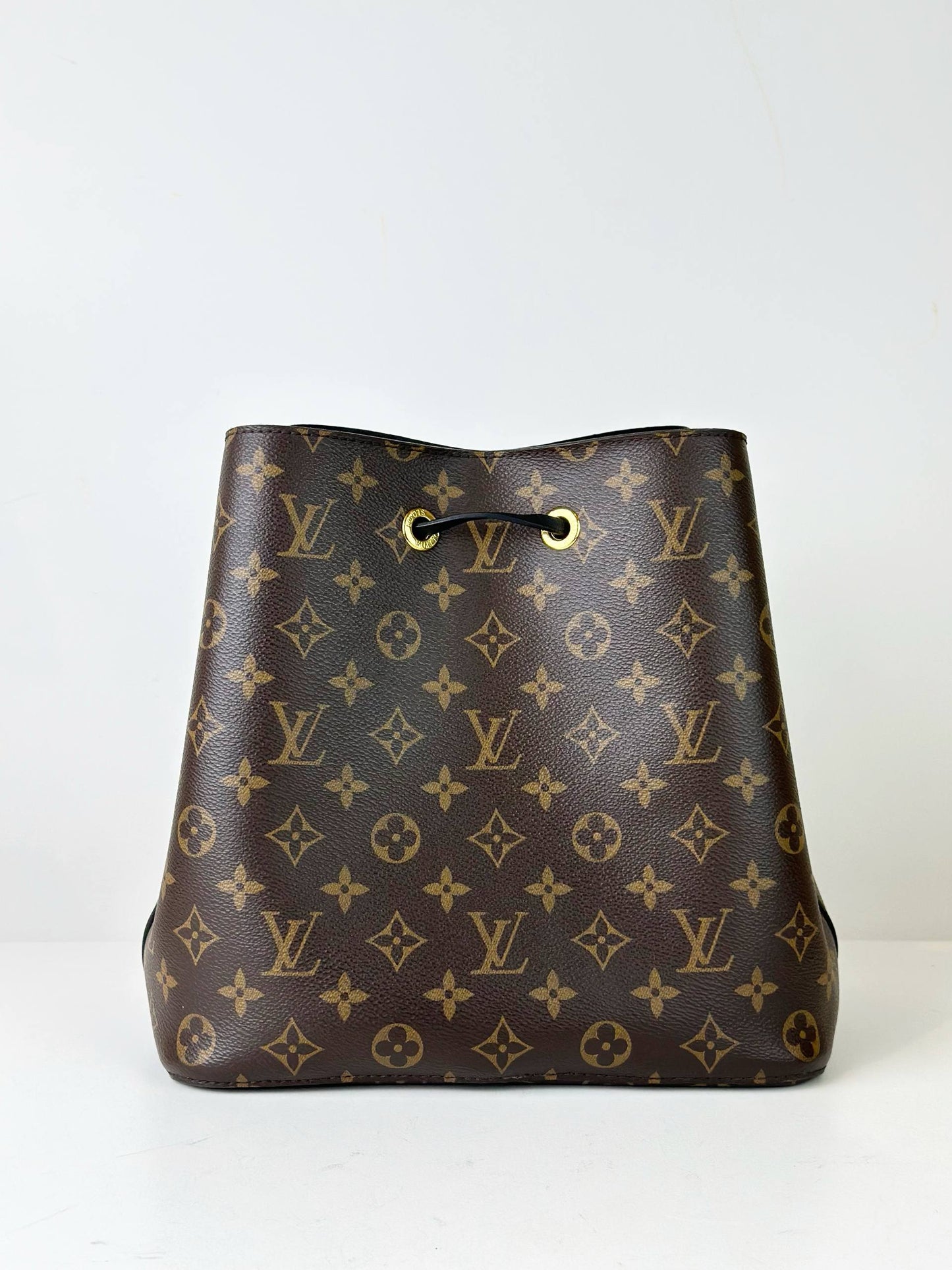 LOUIS VUITTON NEONOE MM MONOGRAM BLACK BUCKET BAG