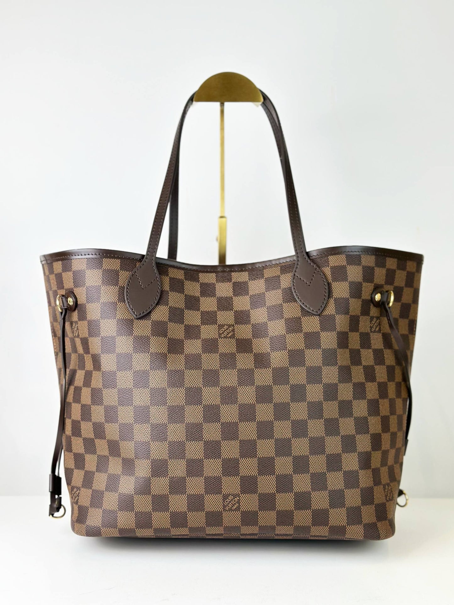 LOUIS VUITTON DAMIER EBENE NEVERFULL MM TOTE BAG WITH POUCH