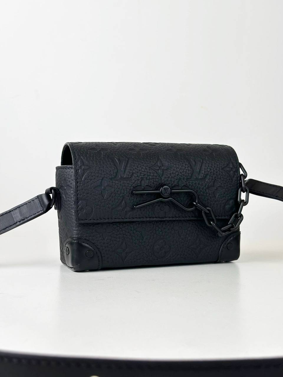 LOUIS VUITTON STEAMER TAURILLON LEATHER MONOGRAM WEARABLE WALLET SLING BAG