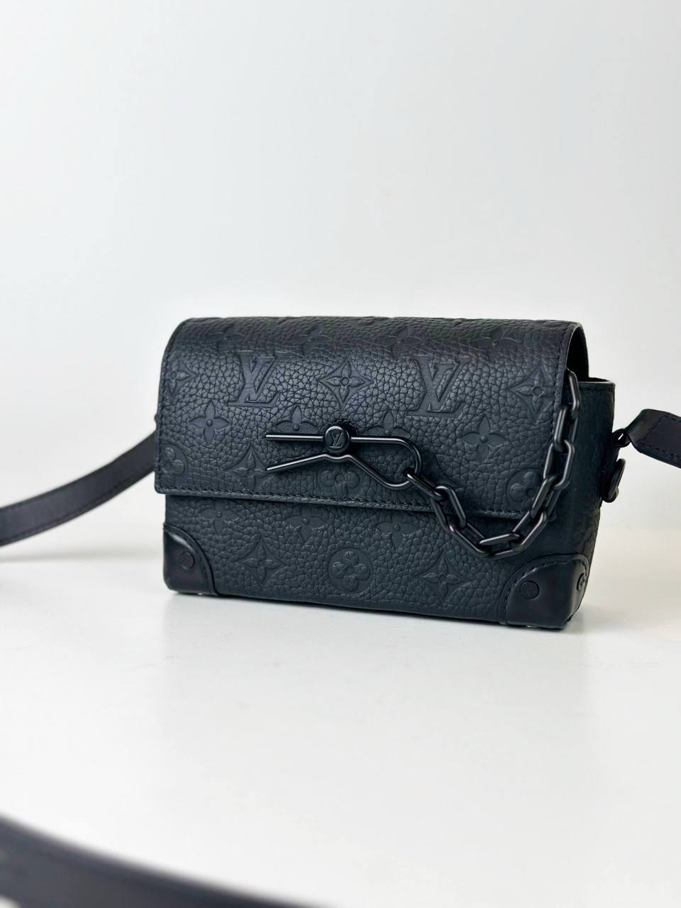 LOUIS VUITTON STEAMER TAURILLON LEATHER MONOGRAM WEARABLE WALLET SLING BAG