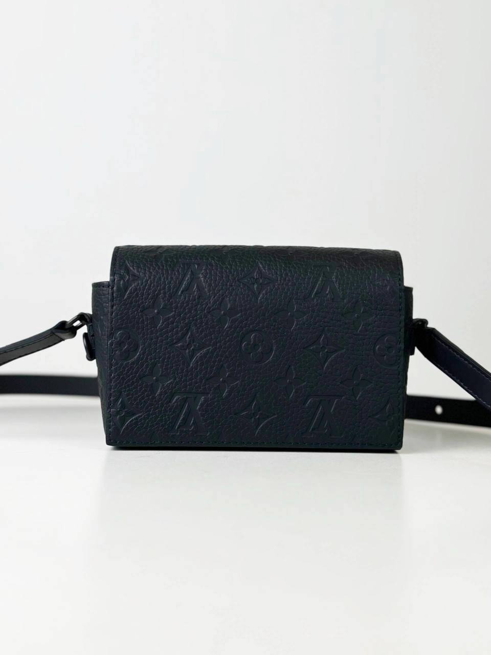 LOUIS VUITTON STEAMER TAURILLON LEATHER MONOGRAM WEARABLE WALLET SLING BAG
