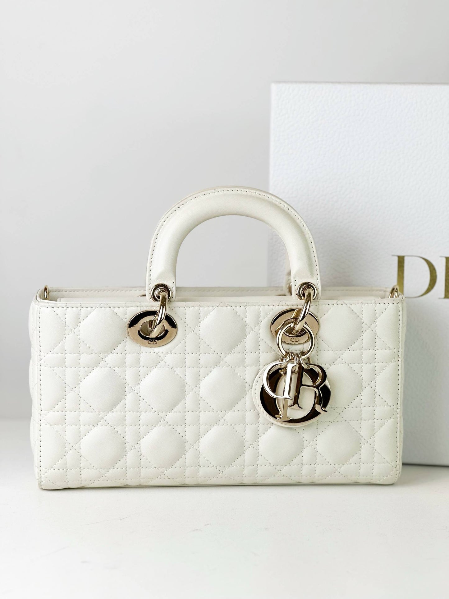 DIOR LADY D-JOY WHITE MEDIUM CANNAGE LEATHER BAG