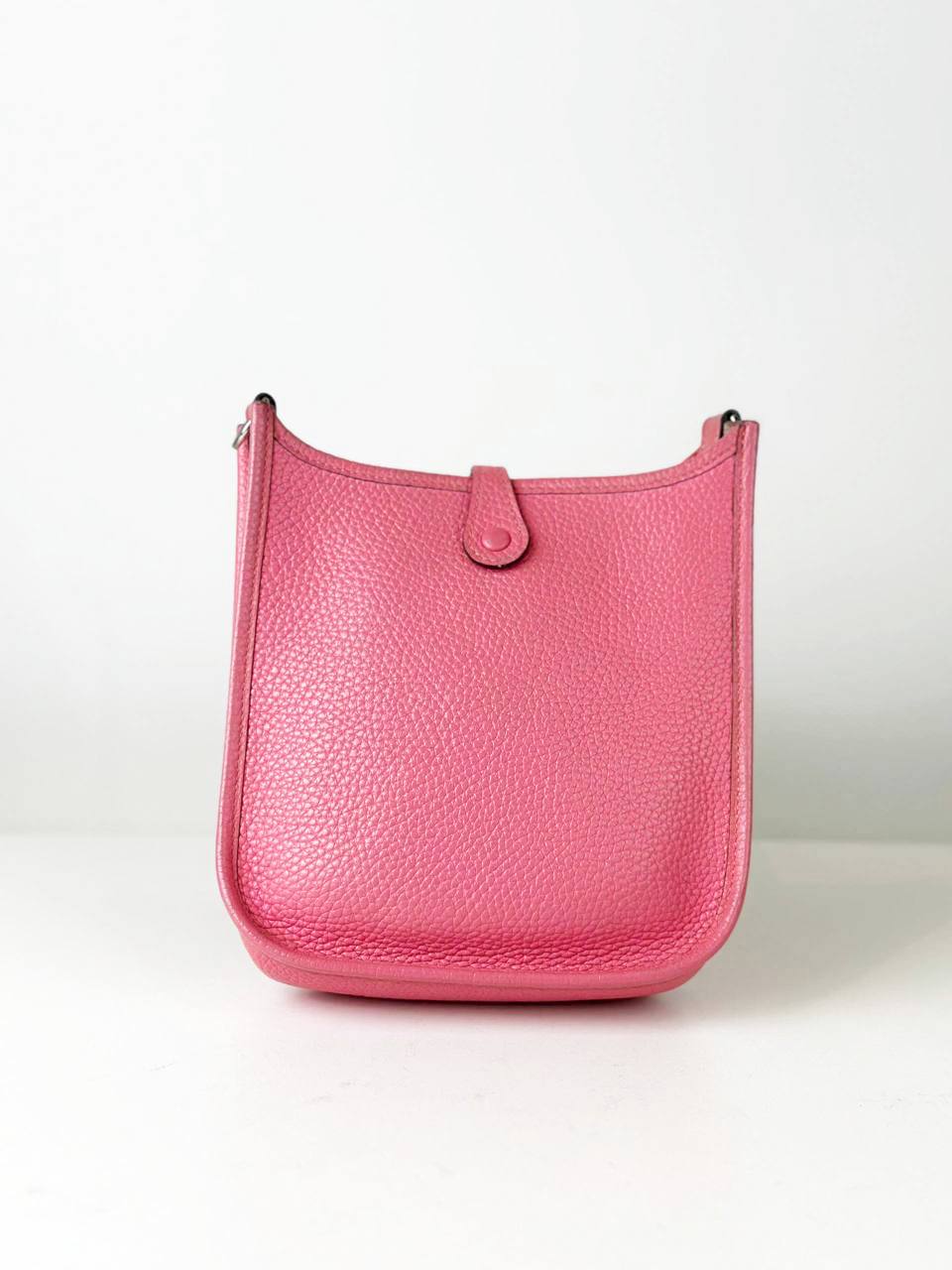 HERMES EVELYNE TPM 16 ROSE AZALEE TAURILLON CLEMENCE LEATHER CROSSBODY BAG
