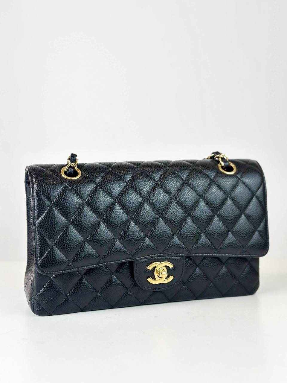 CHANEL CLASSIC FLAP CAVIAR BLACK MEDIUM SHOULDER BAG GHW