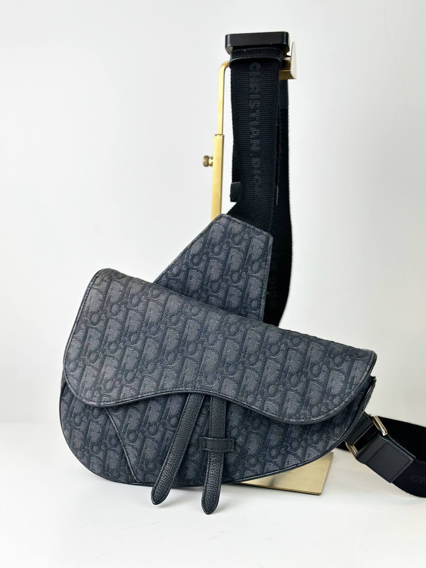 DIOR OBLIQUE JACQUARD BLACK SADDLE CROSSBODY BAG