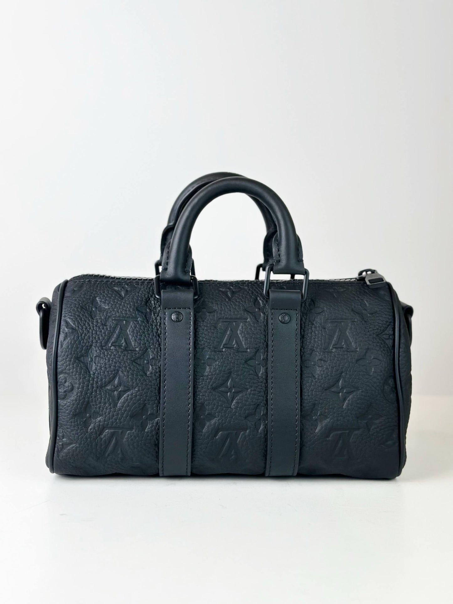 LOUIS VUITTON KEEPALL 25 BANDOULIERE BLACK TAURILLON LEATHER CROSSBODY BAG