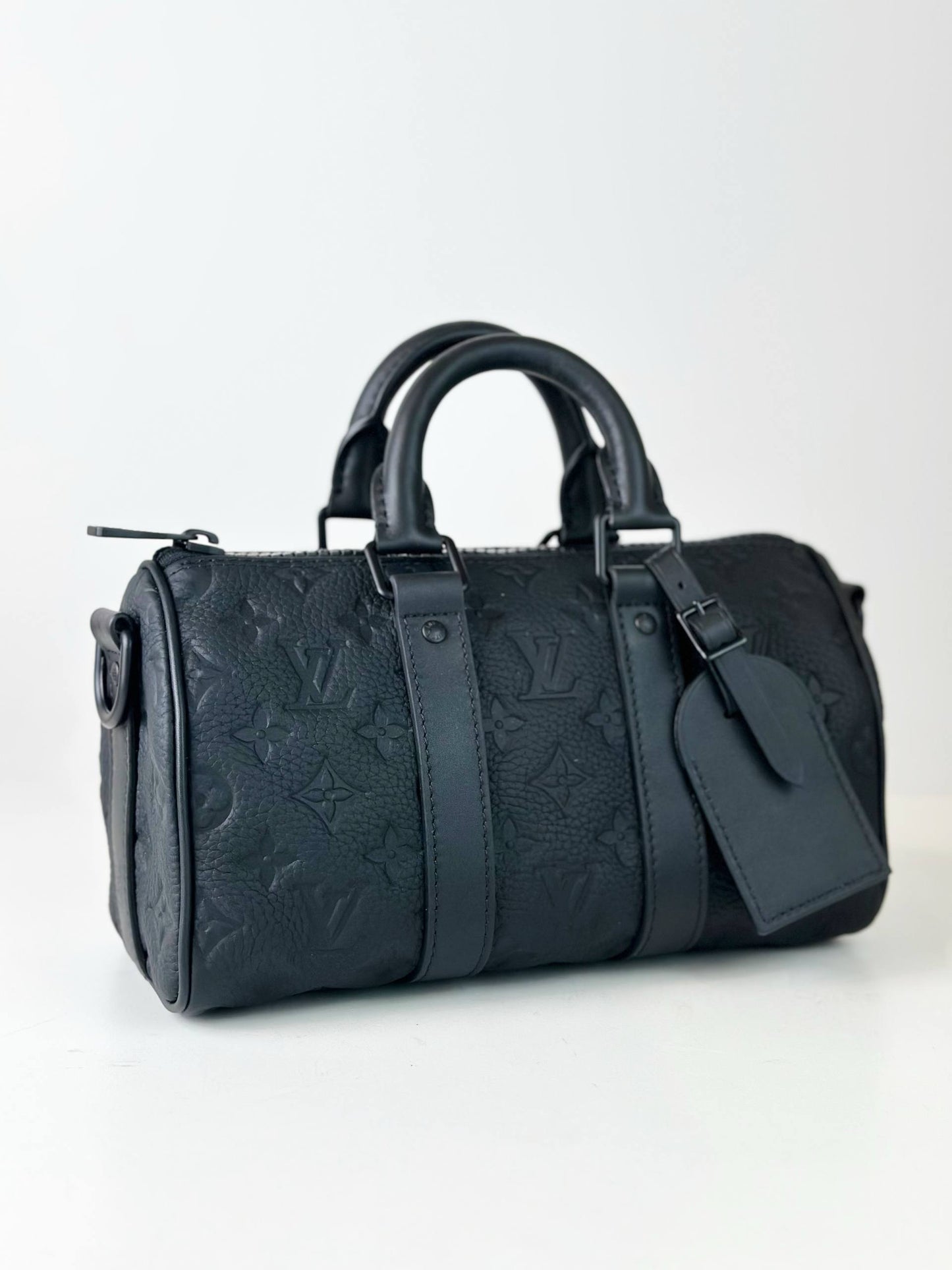 LOUIS VUITTON KEEPALL 25 BANDOULIERE BLACK TAURILLON LEATHER CROSSBODY BAG