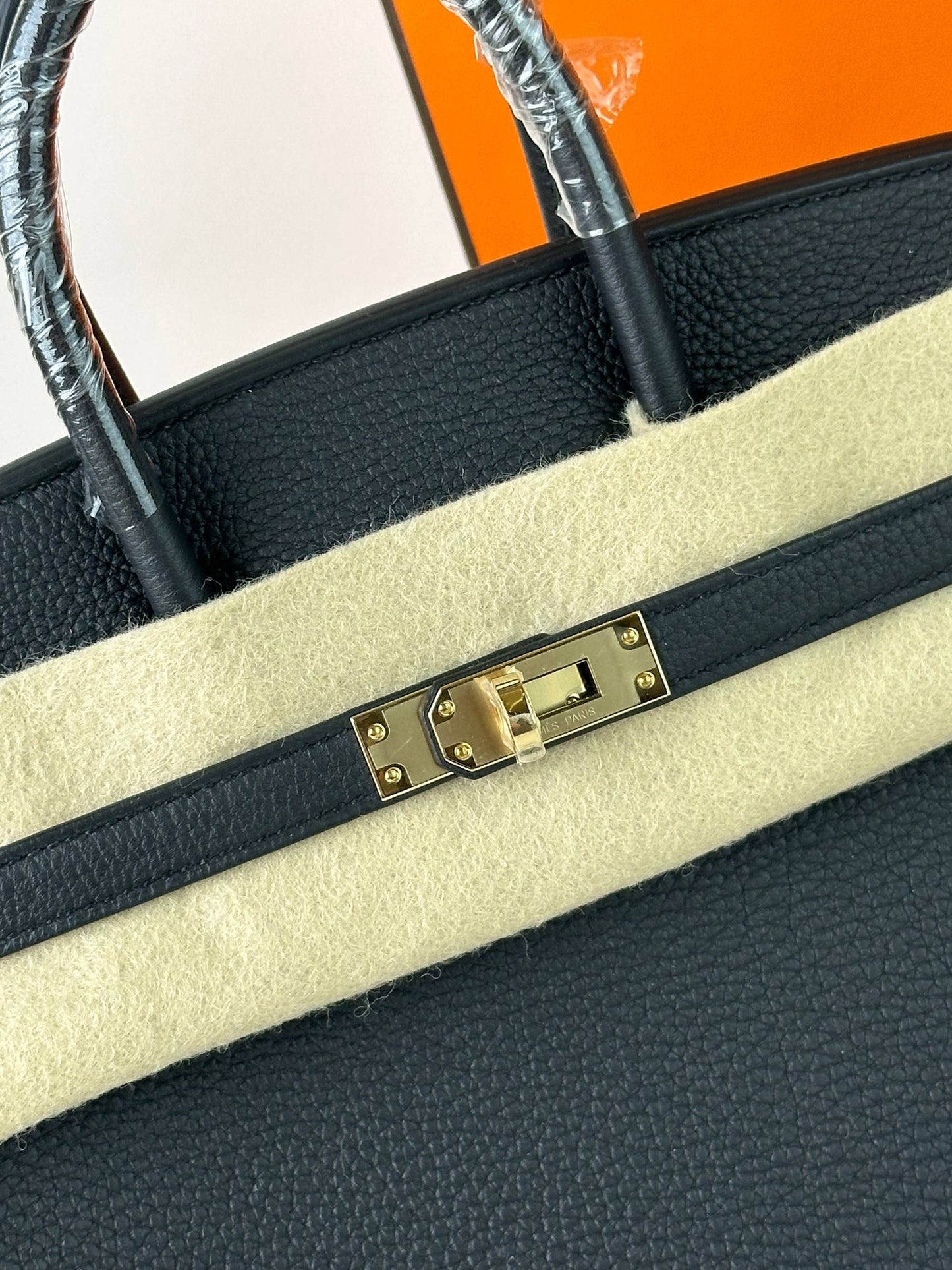 HERMES BIRKIN 25 NOIR HANDBAG PERMABRASS HARDWARE